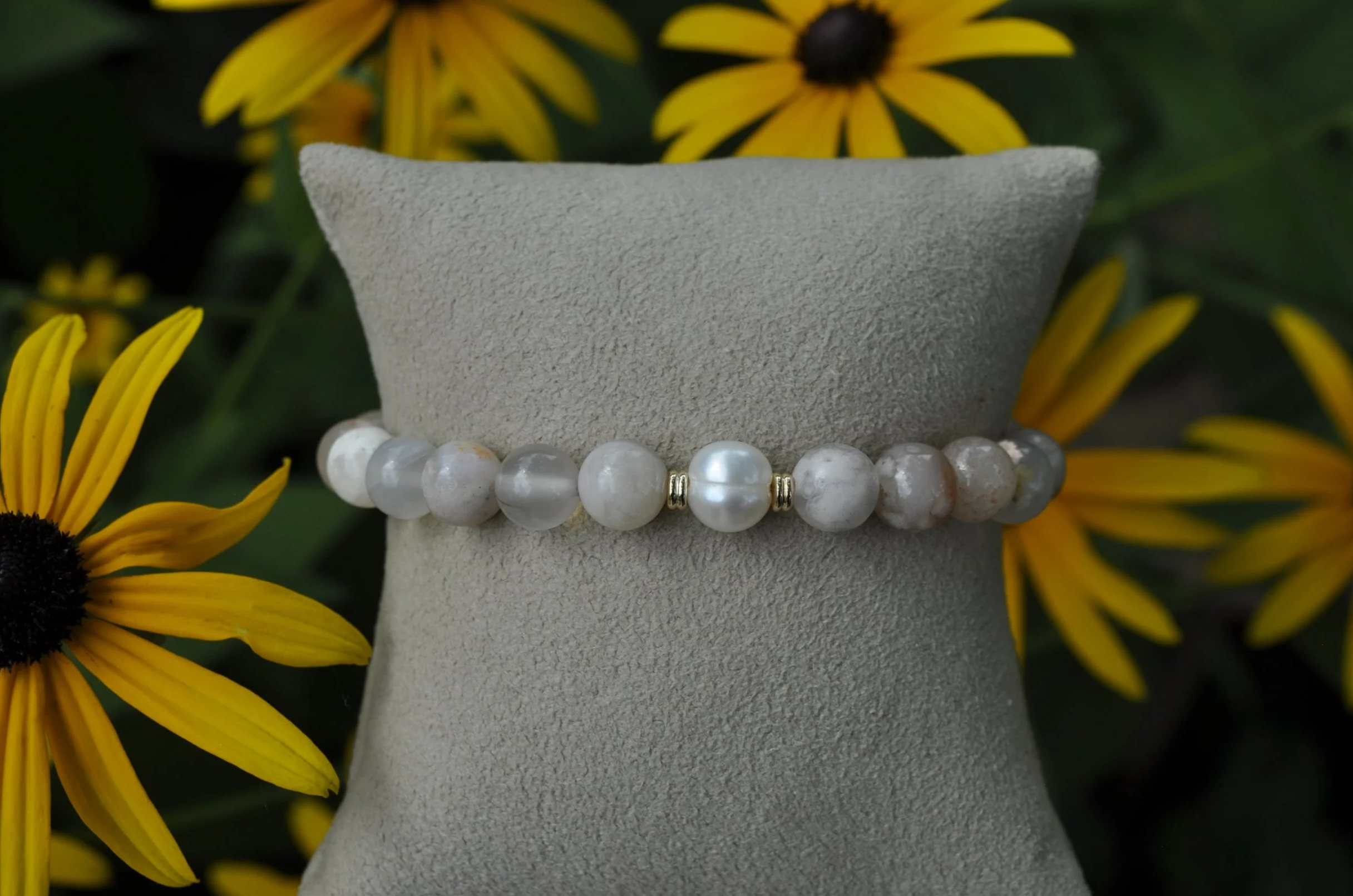 Flower Agate & Freshwater Pearl Gemstone Bracelet