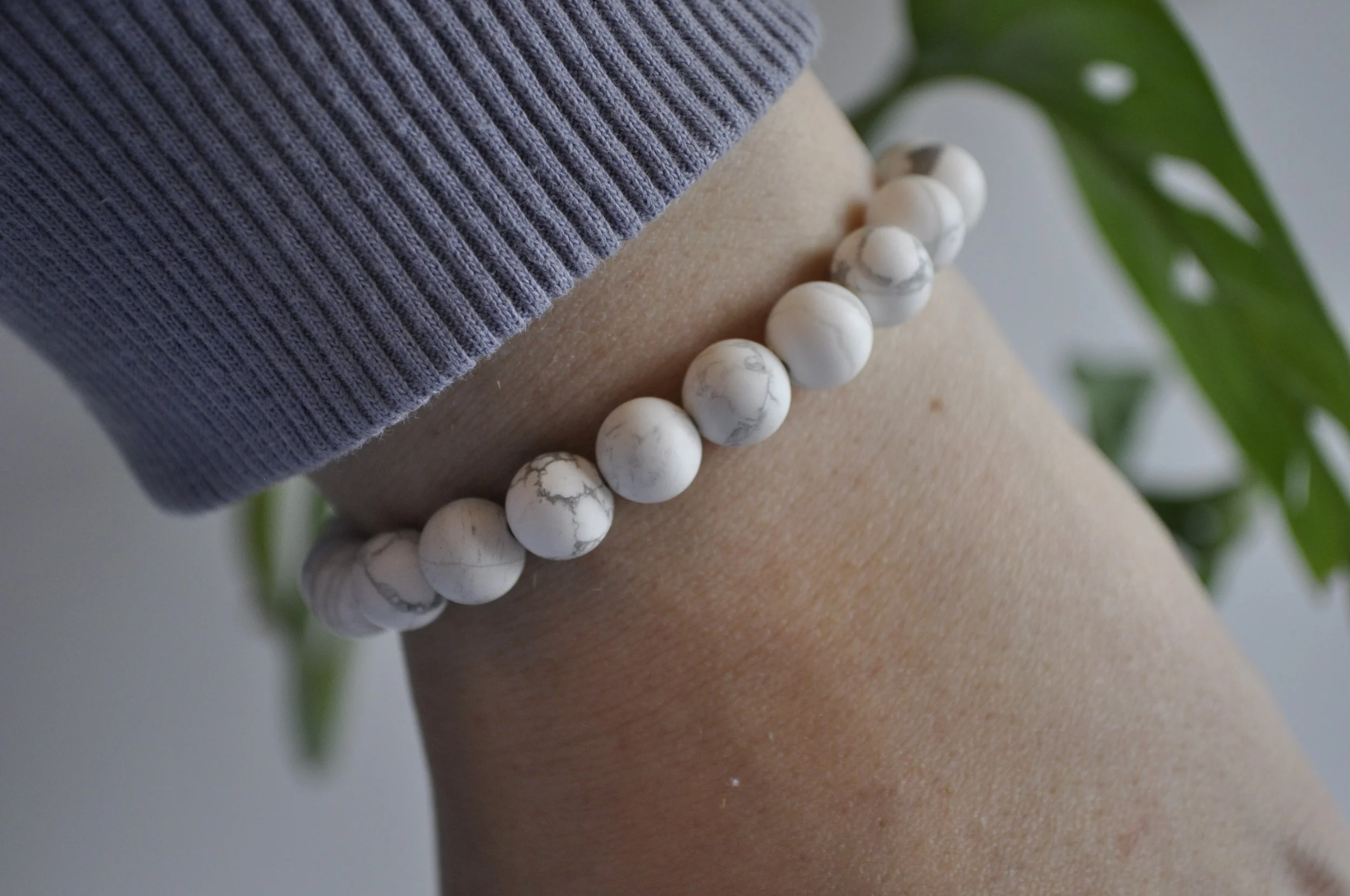 Matte Howlite Gemstone Bracelet