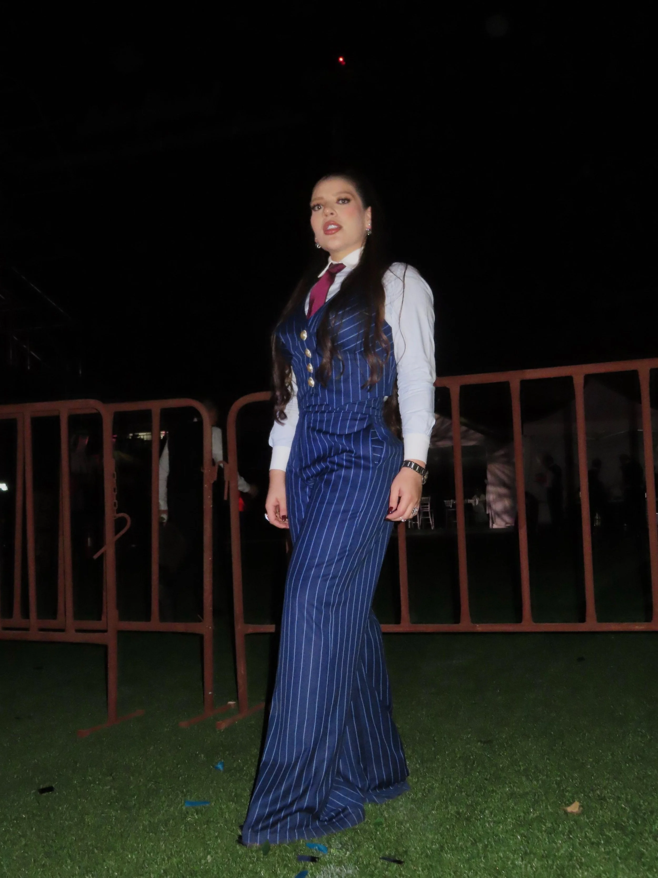 Yuliana Preciado en un total look Miguel Hernan