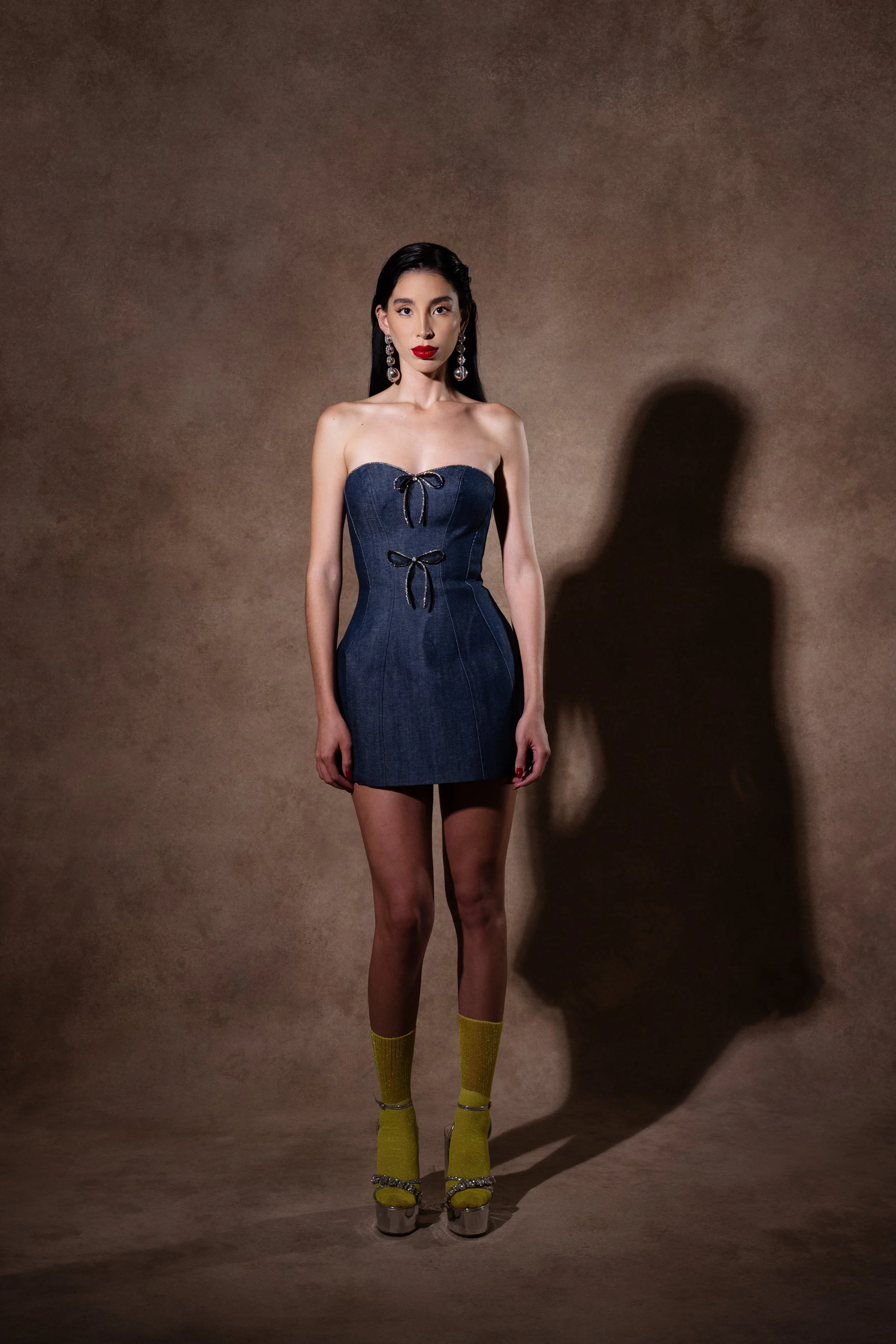 MINI VESTIDO STRAPLESS