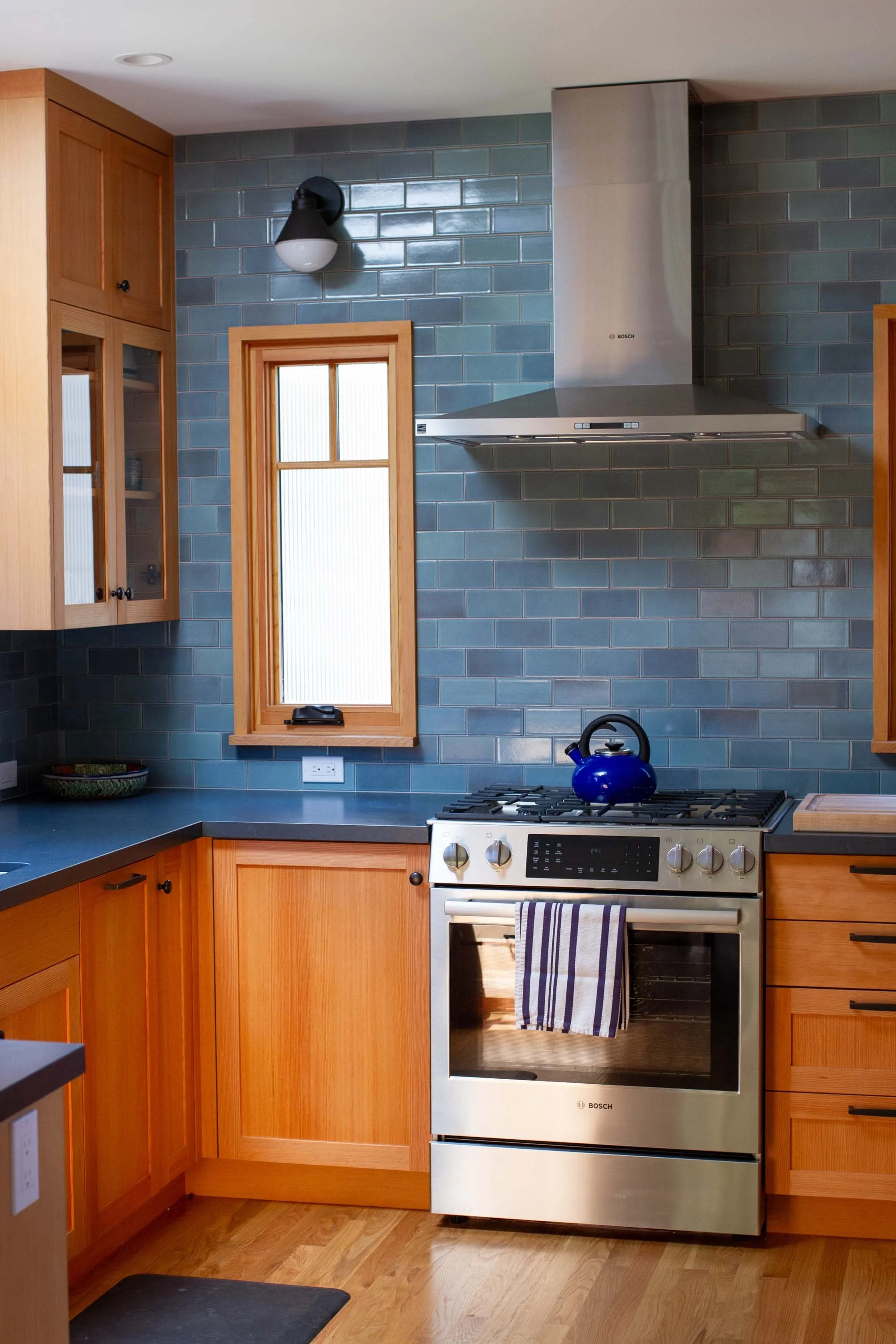 SouthBerkeley_Kitchen_Stove_HoodVent.jpg