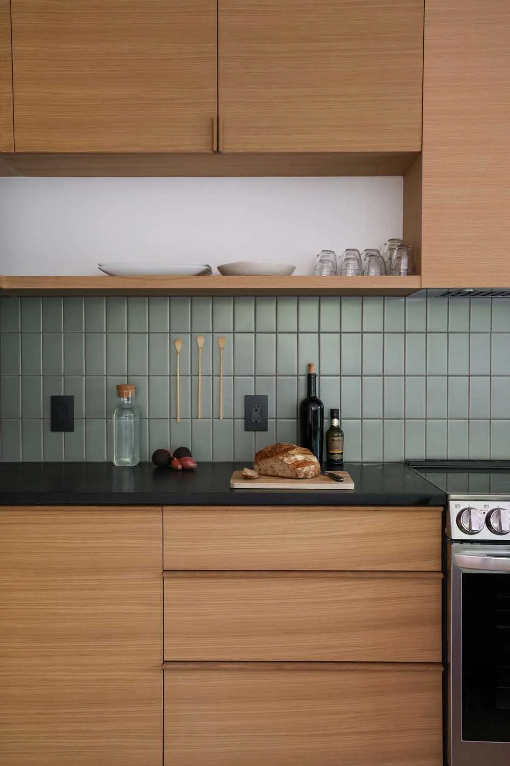 Berkeley_Kitchen_WhiteOakCabinetry_CloseUp.jpg