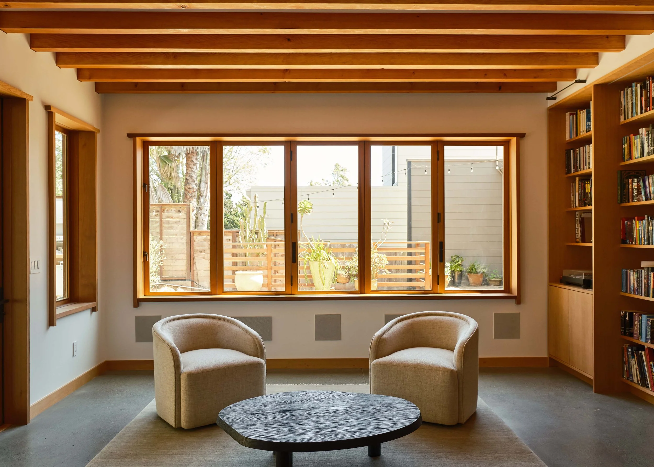 NoeValley_SittingRoom_BifoldWindow.jpg