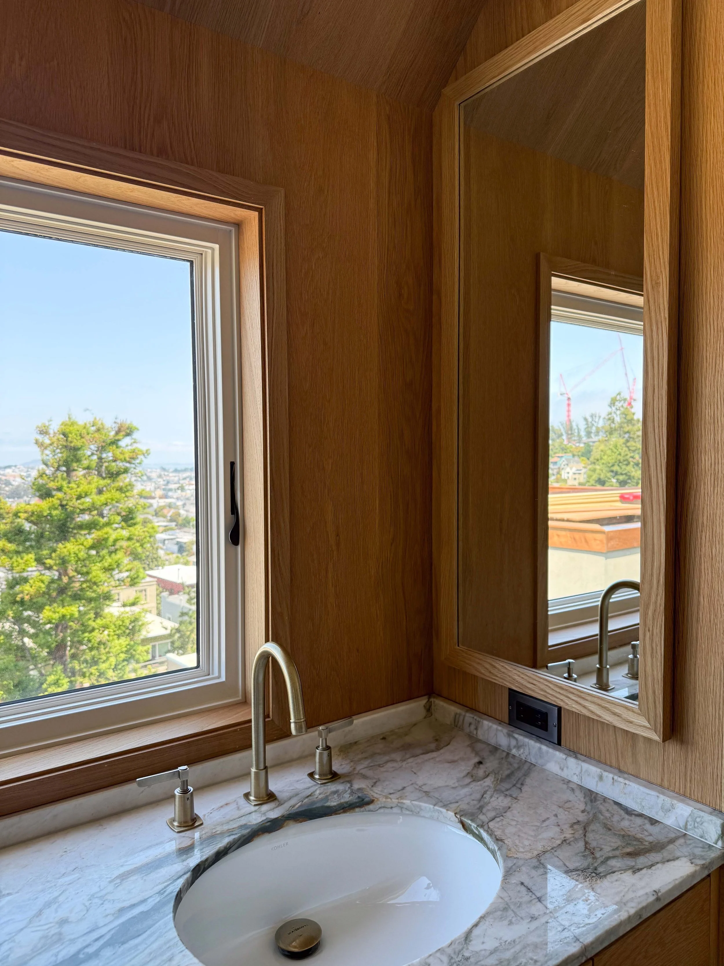 ColeValley_WhiteOak_Bathroom_WindowandMirrorTrim.jpg