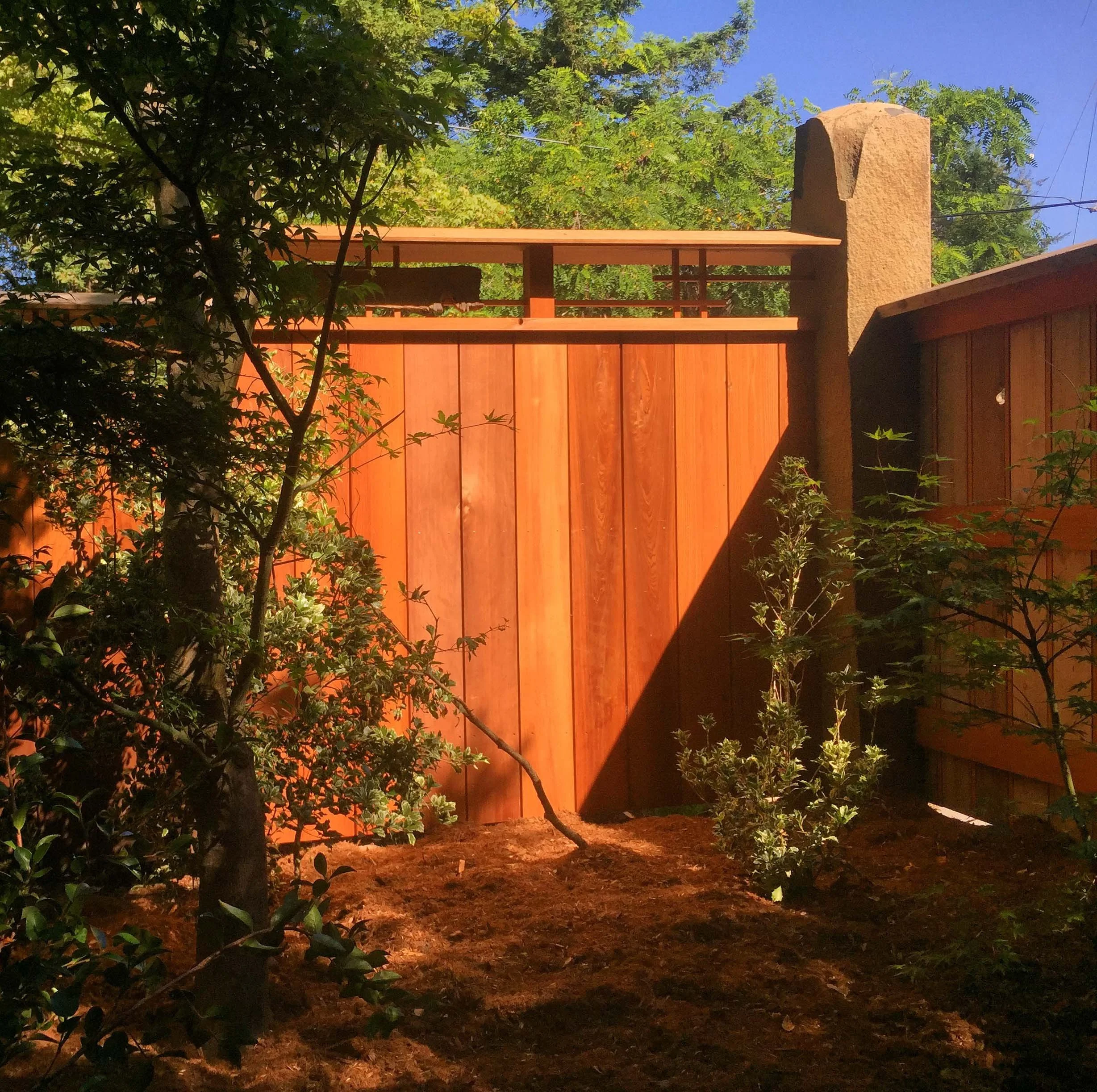 WoodFence_To_Rock.jpg