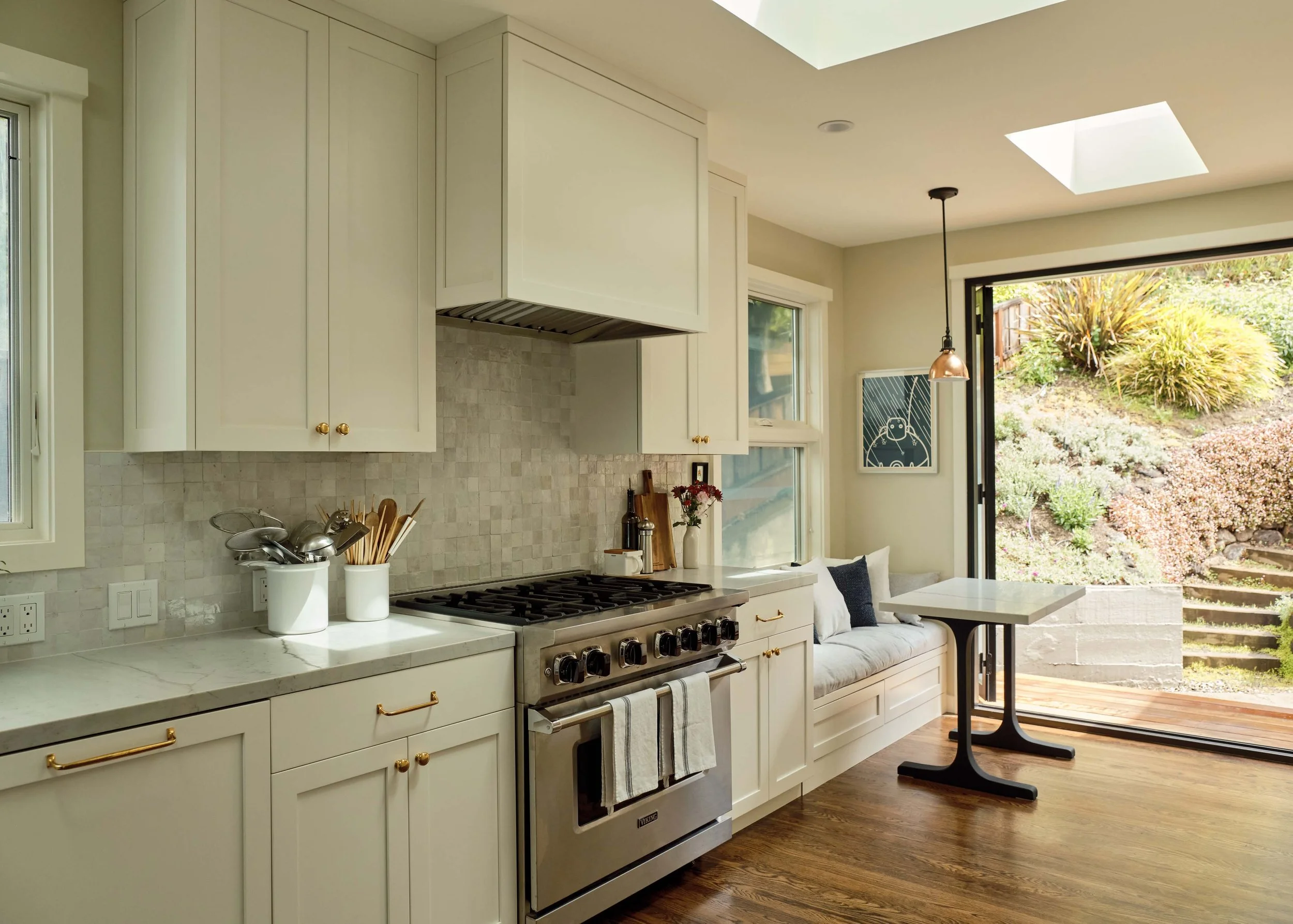 UpperRockridge_Kitchen_BreakfastNook.jpg