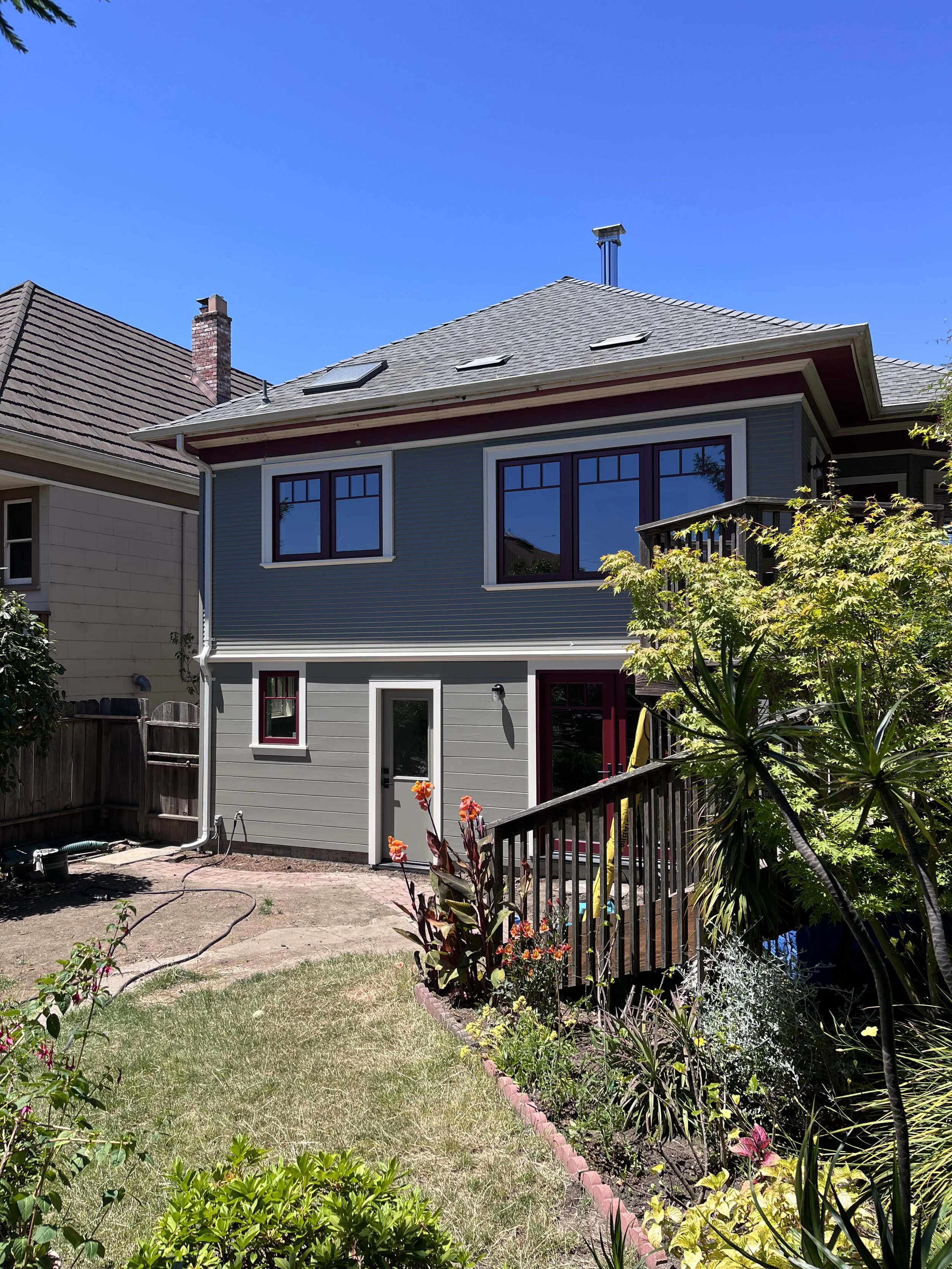 SouthBerkeley_Exterior_Garden.jpg
