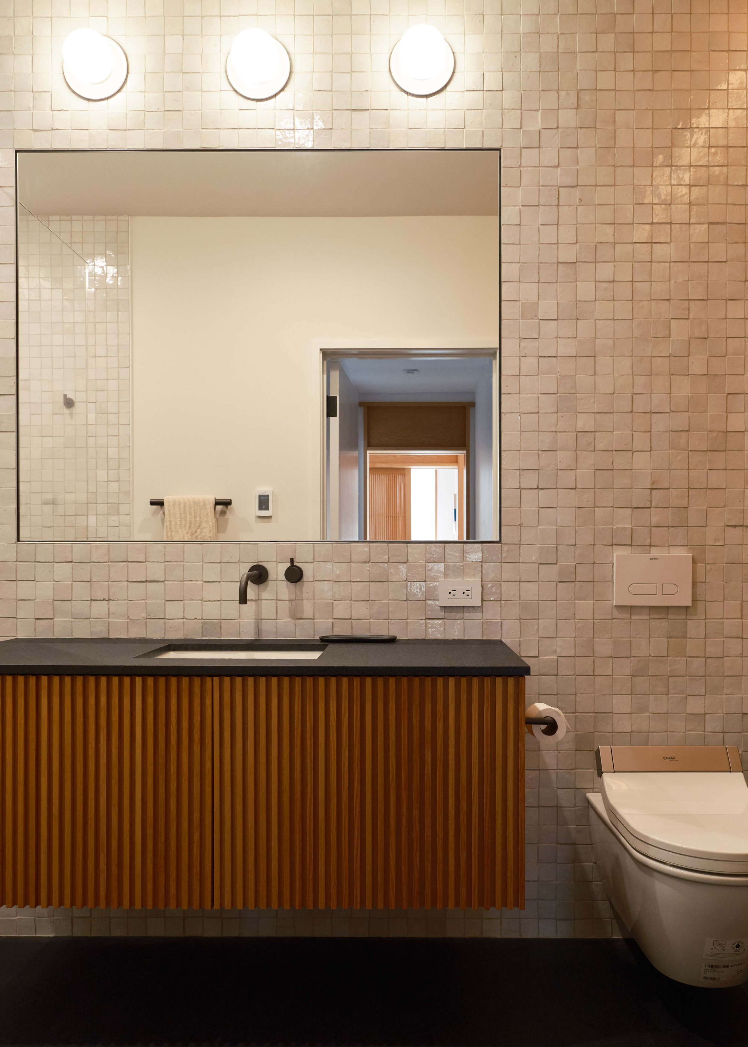 NoeValley_Bathroom.jpg