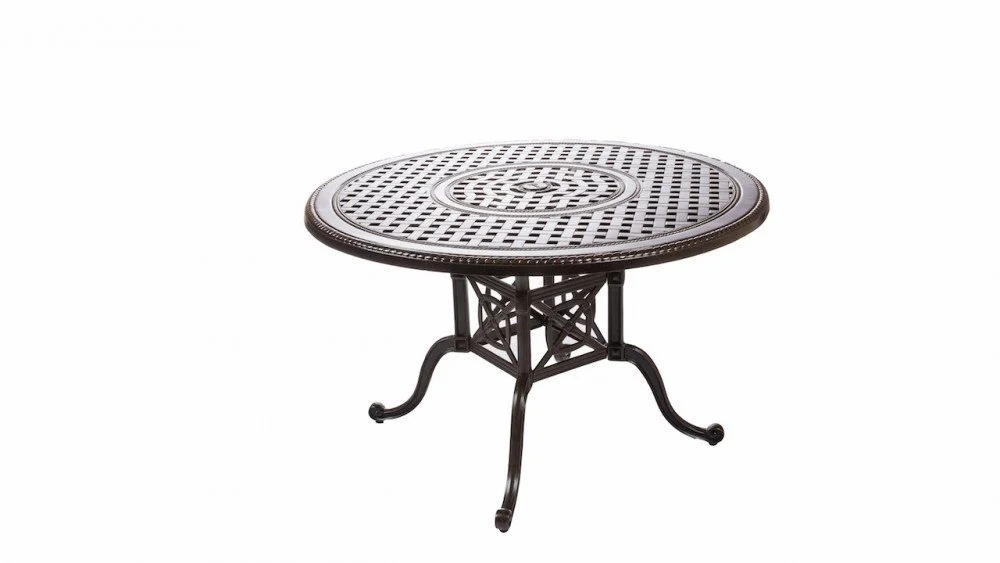 Grand Terrace Table