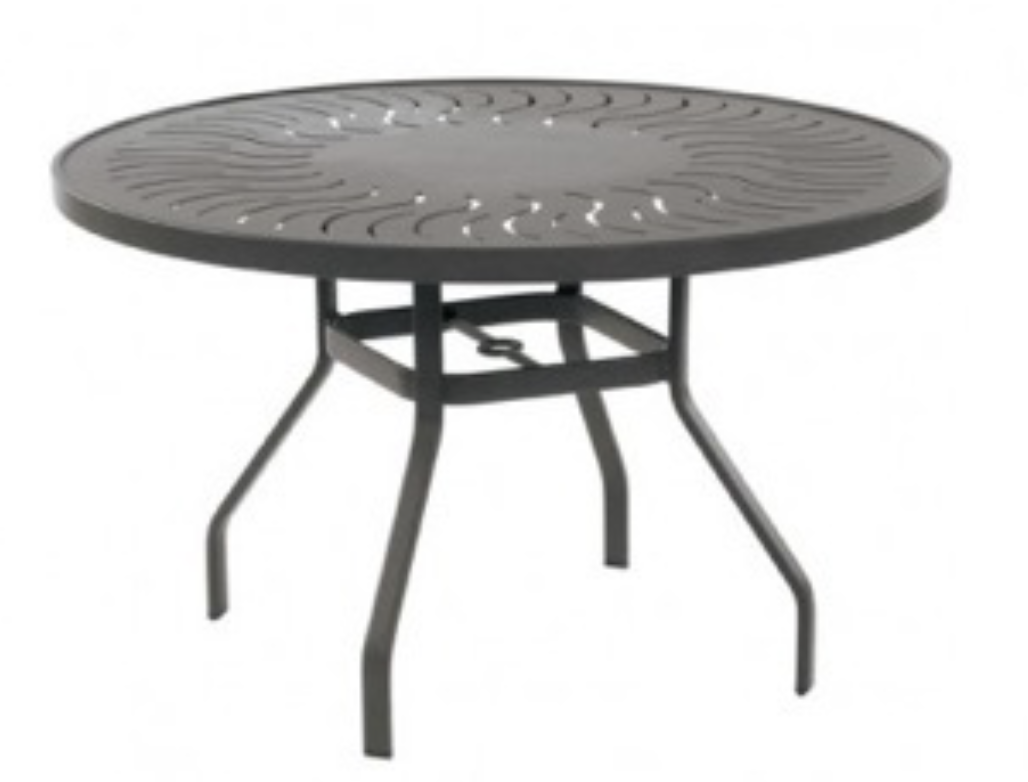 Casual Aluminum Table