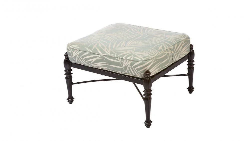 Grand Terrace Ottoman
