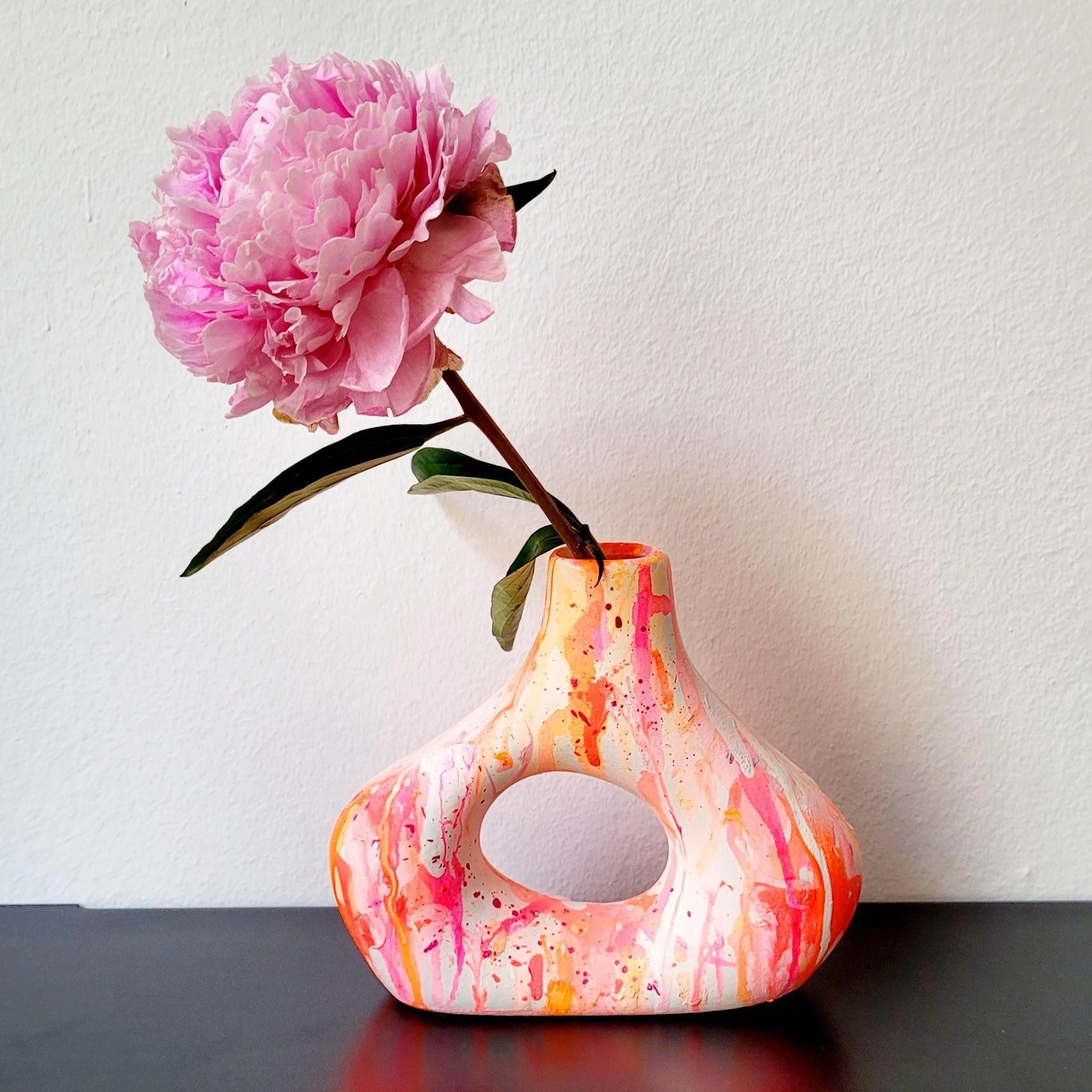 Vase-pink.jpg