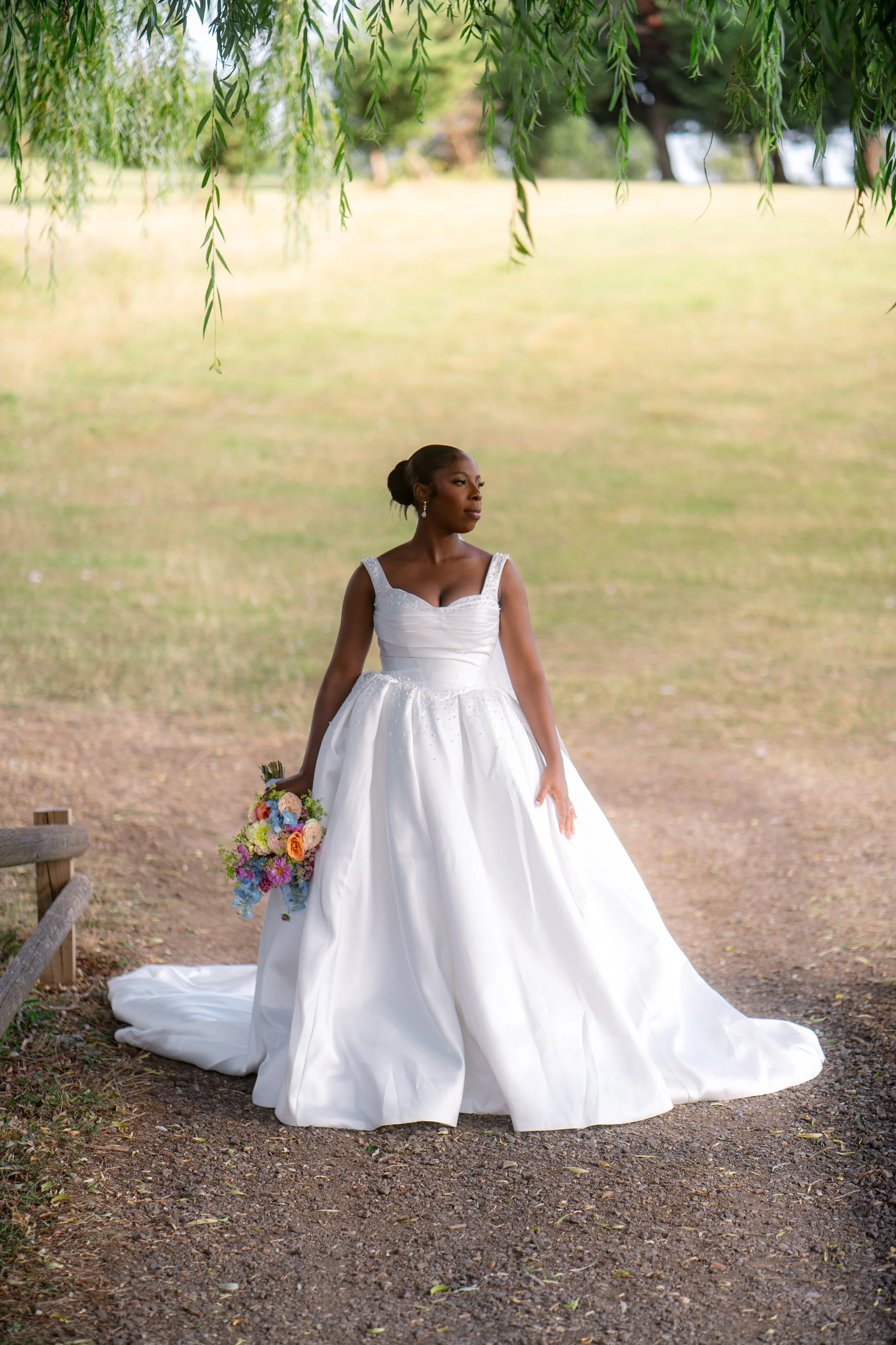 Natural Guidance
Gentle direction when needed so you always feel comfortable in front of the camera.