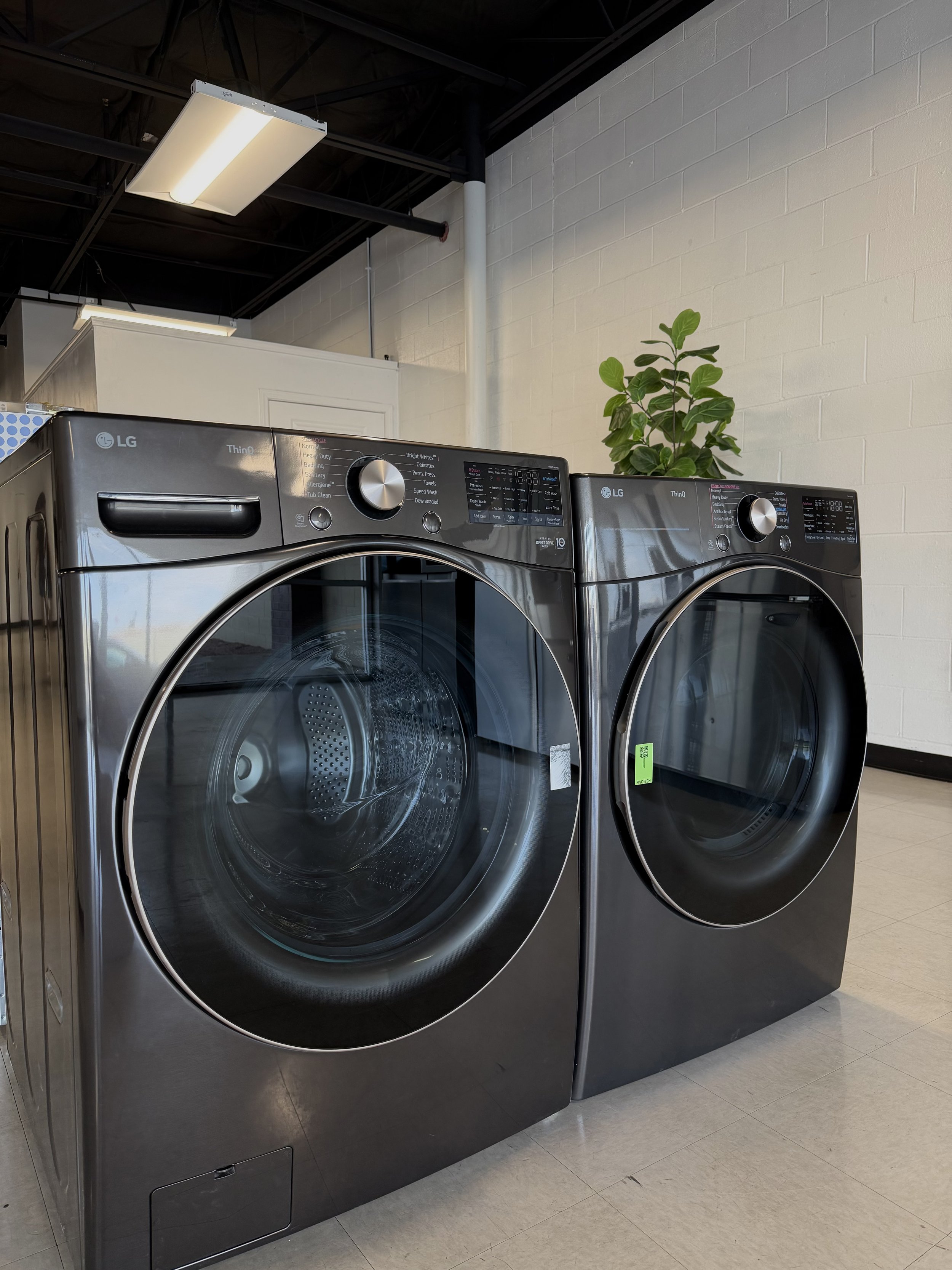 Set Washer and Dryer LG (black)