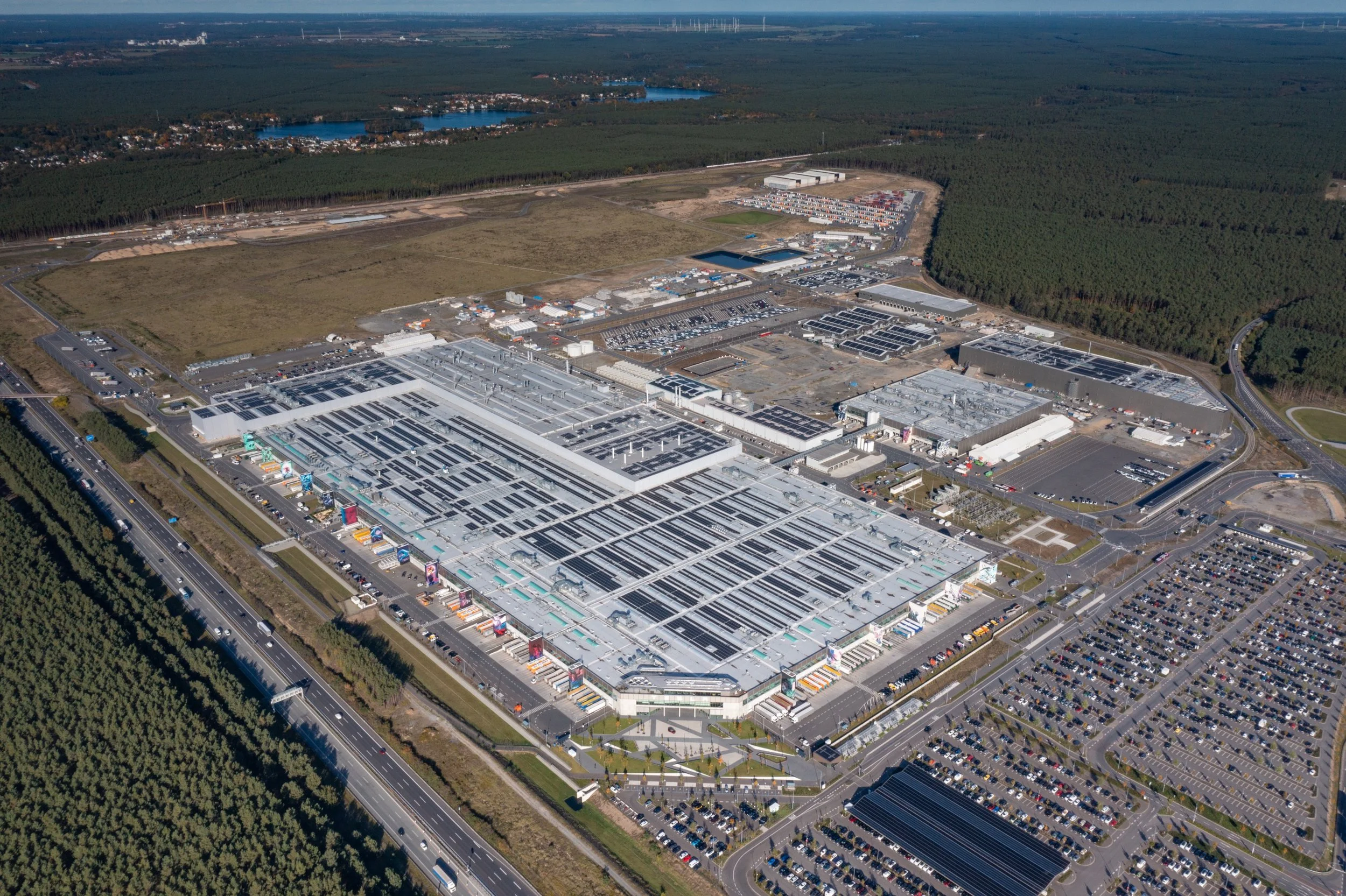 Tesla Gigafactory Berlin - Design and calculation of drainage and roads system inside the factory - in collaboration with Bernard Gruppe GmbH - 2021 - 2023