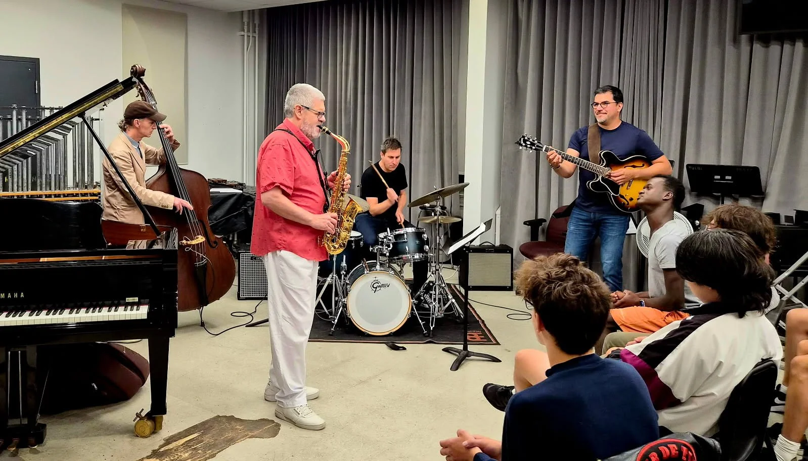 McGill Summer Jazz Workshop Faculty, 2025
Jim Doxas, Fraser Hollins et Remi Bolduc