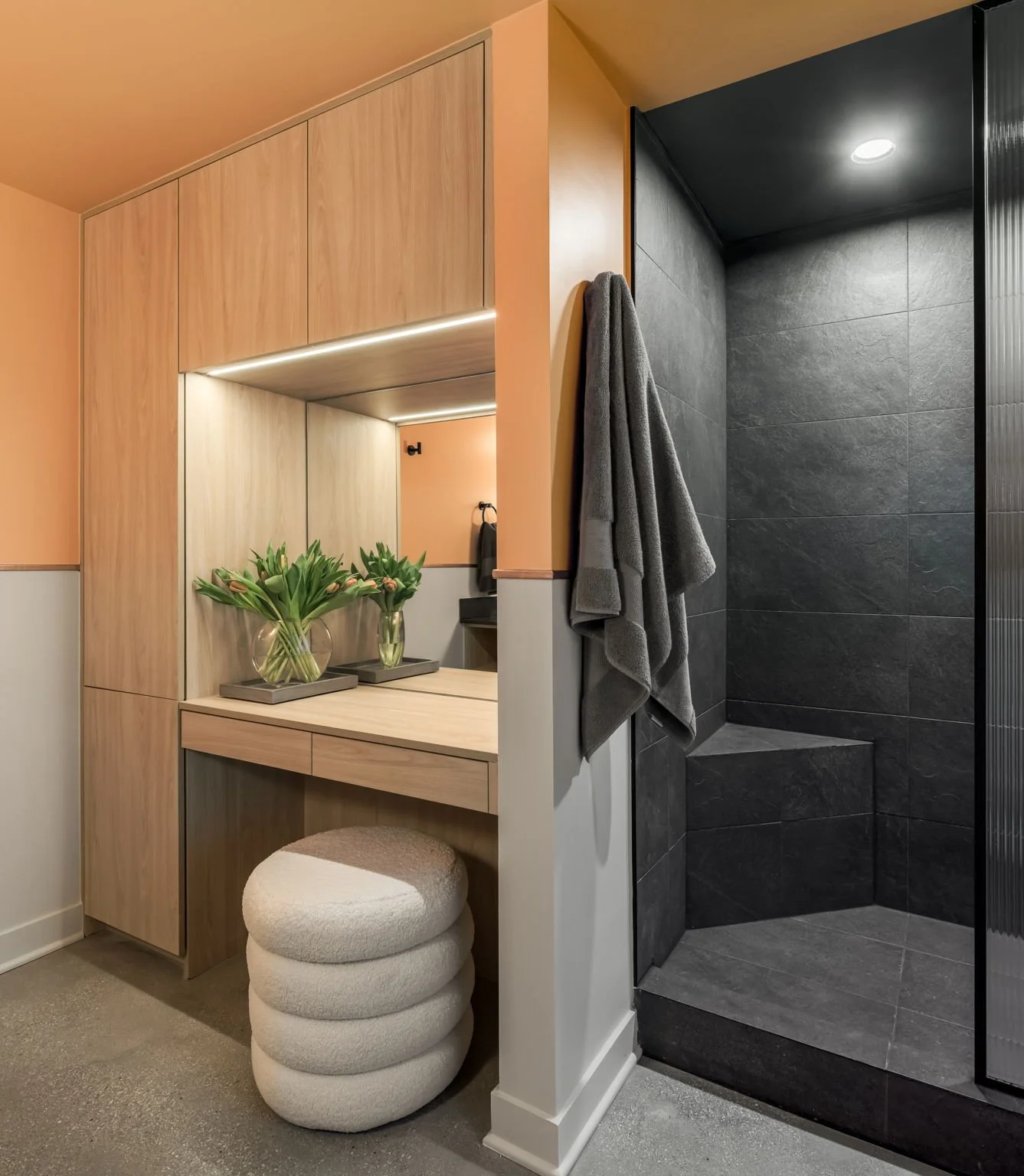 16-web-or-mls-939-w-madison-st-301.jpg