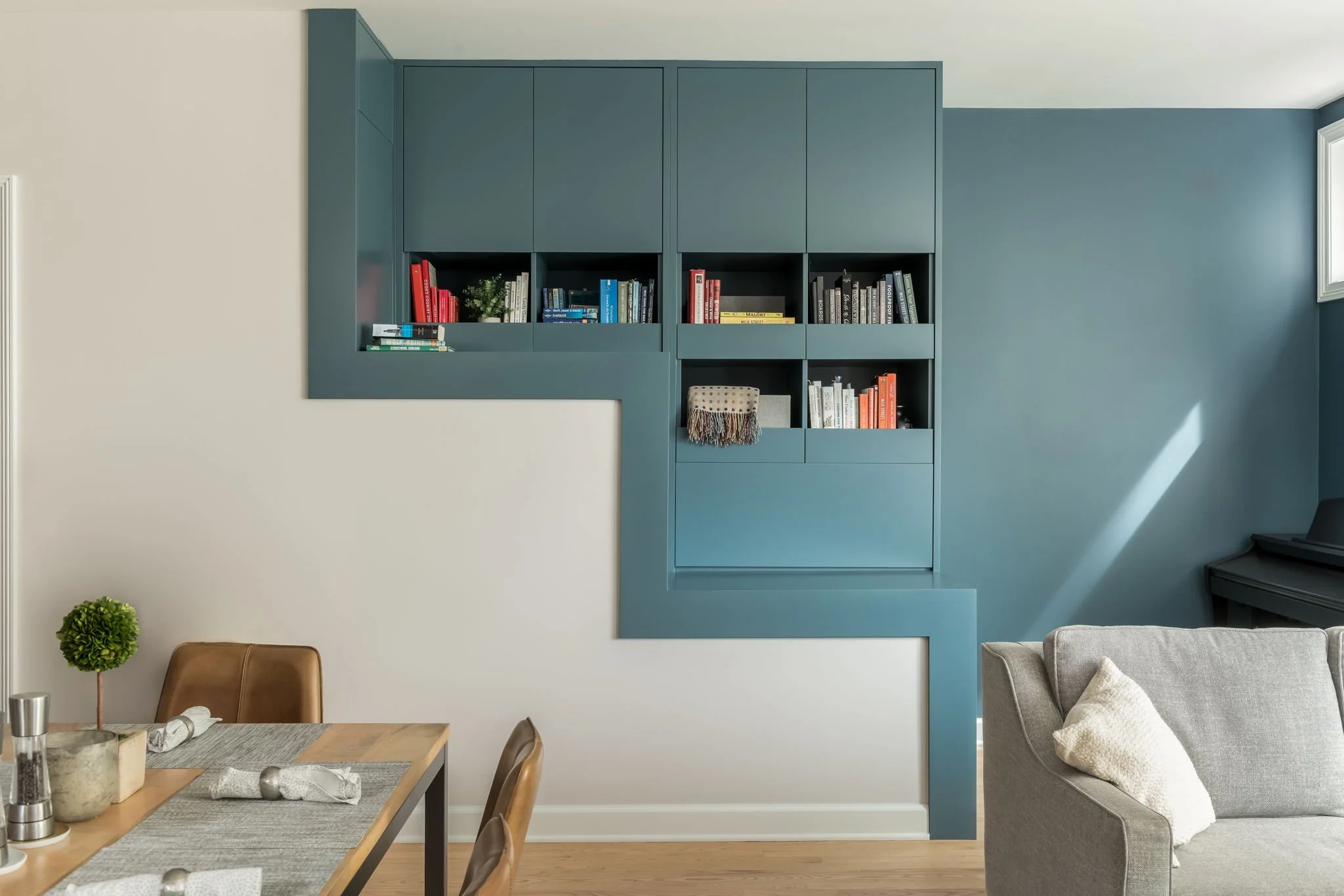 4-web-or-mls-924-s-carpenter-st-2 (2).jpg