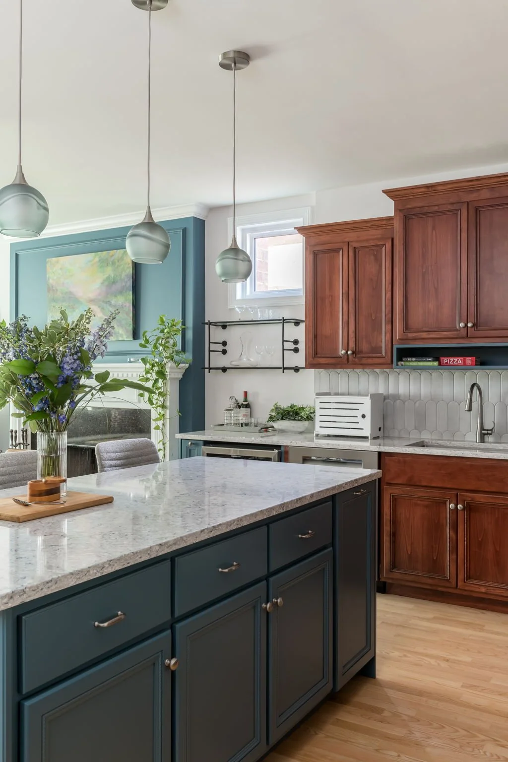 9-web-or-mls-924-s-carpenter-st-2.jpg