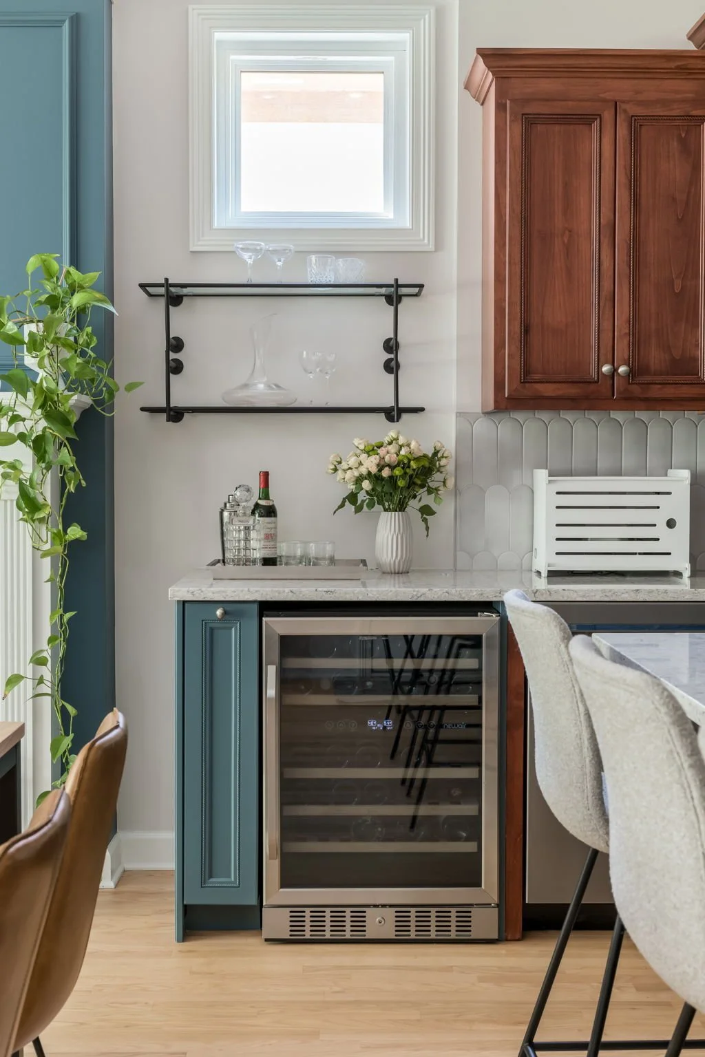 11-web-or-mls-924-s-carpenter-st-2.jpg