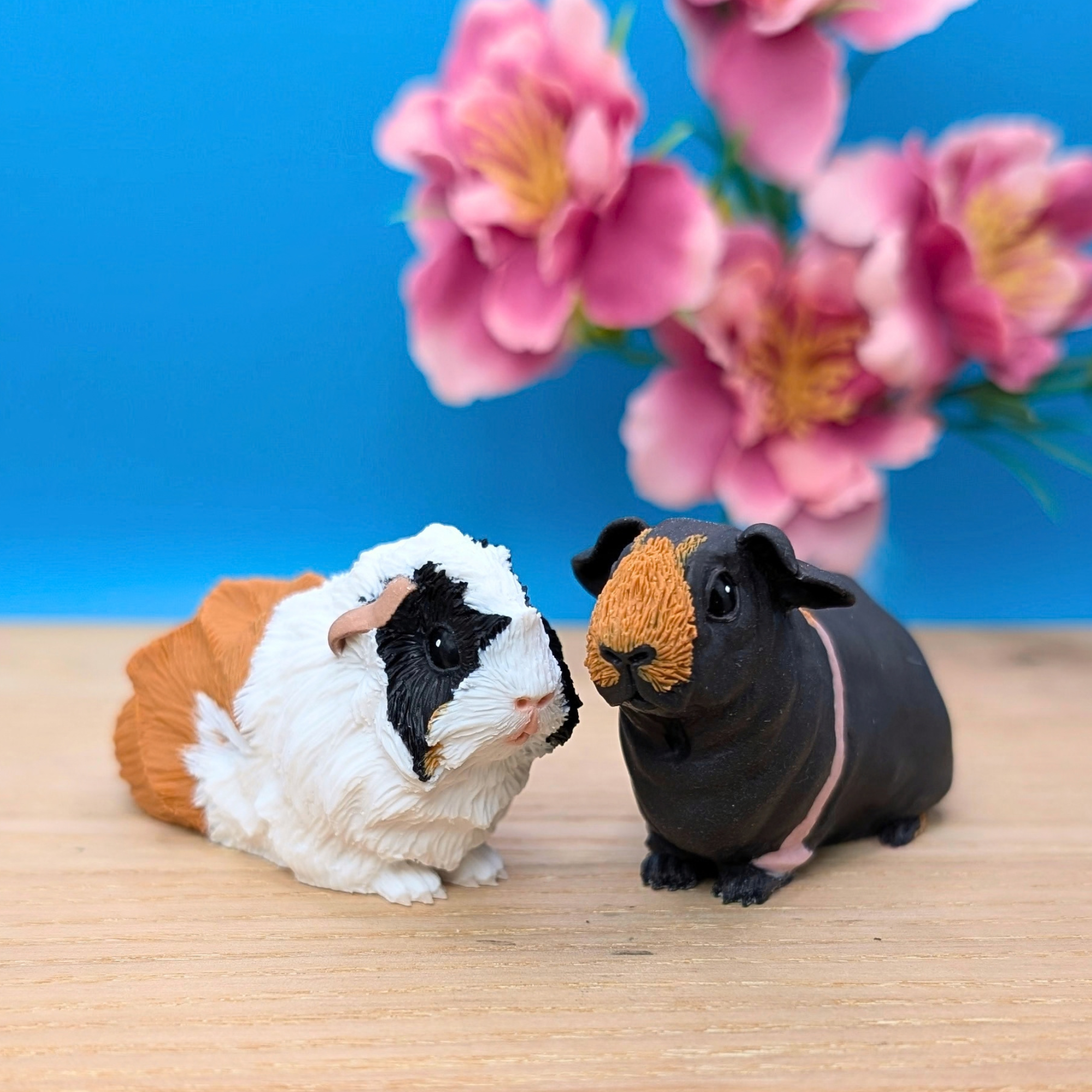 Personalised Guinea Pig Sculpture, Custom Miniature Portrait, Gift for Guinea Pig Lovers