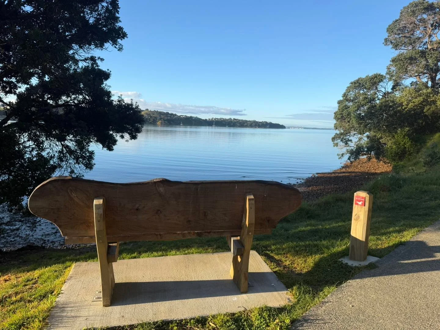 The Te Ara Hura trail takes you through the magical delights of Waiheke &mdash; winding coastal paths, beautiful native bush and world-class vineyards along the way. What better way to slow down, explore and discover the magic of the island? 🏝️🌿🍷✨