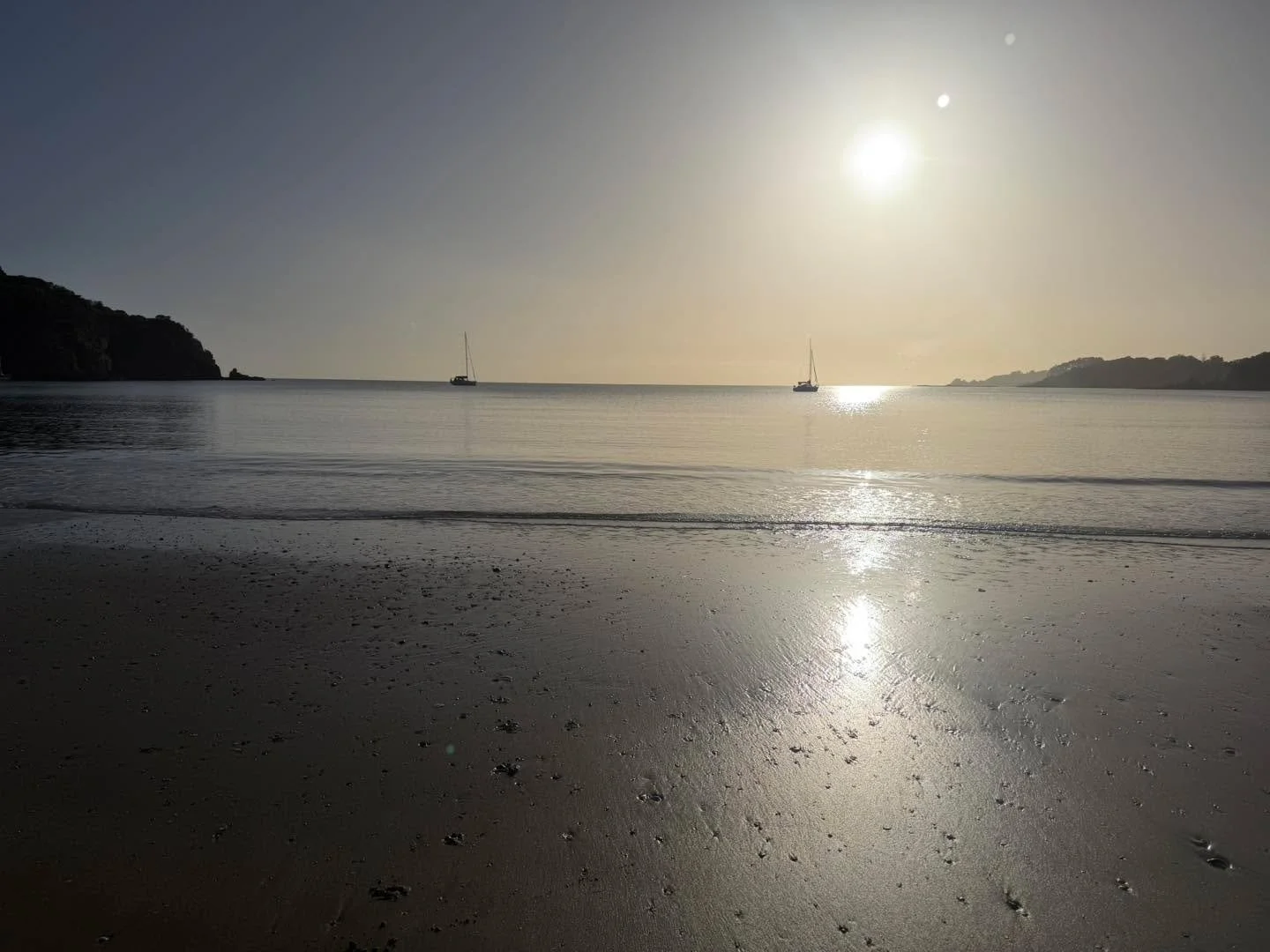 Morning bliss Oneroa style #weekendescape #waihekeisland  #oneroa