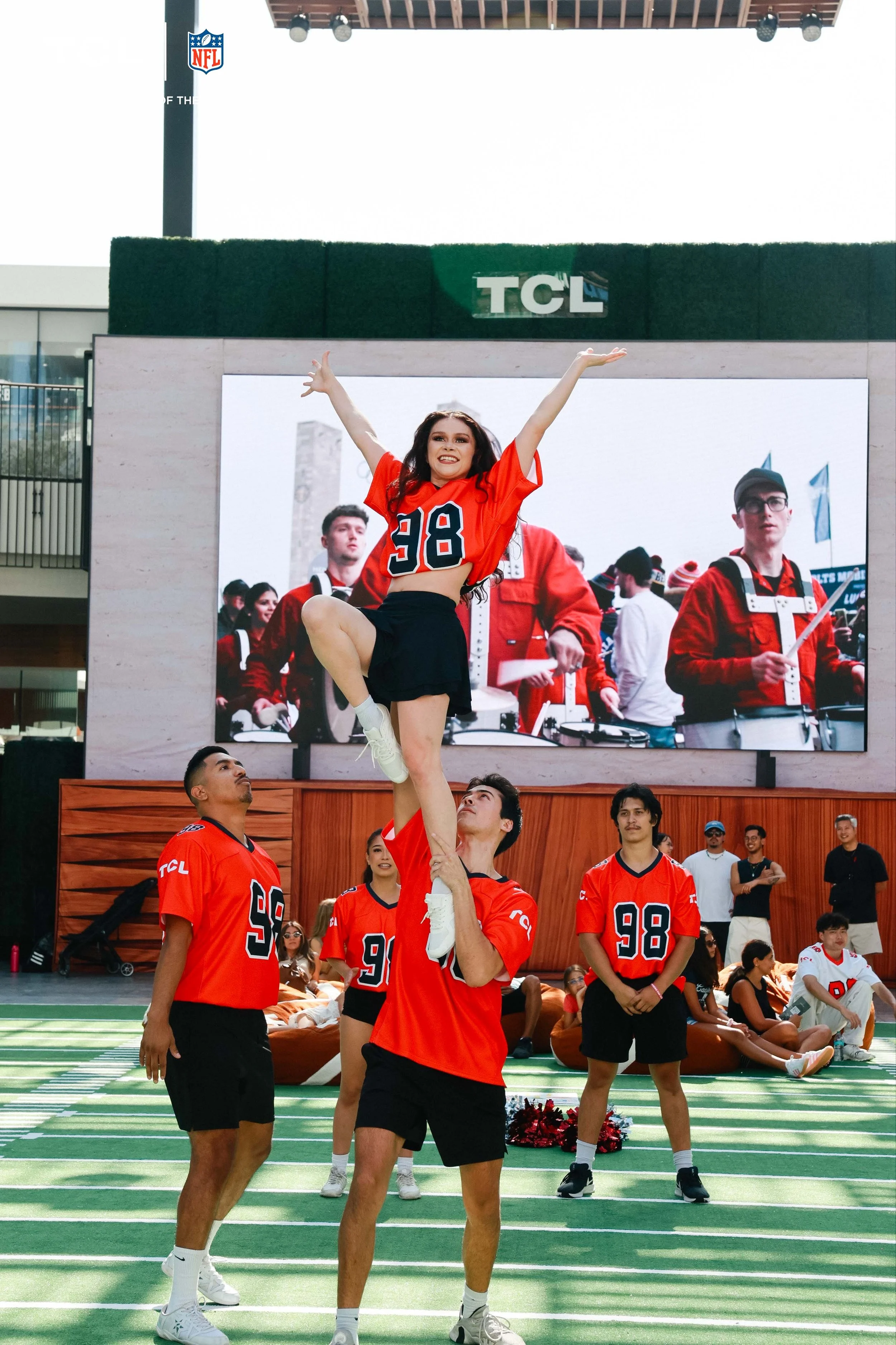 TCL-NFL87.jpg