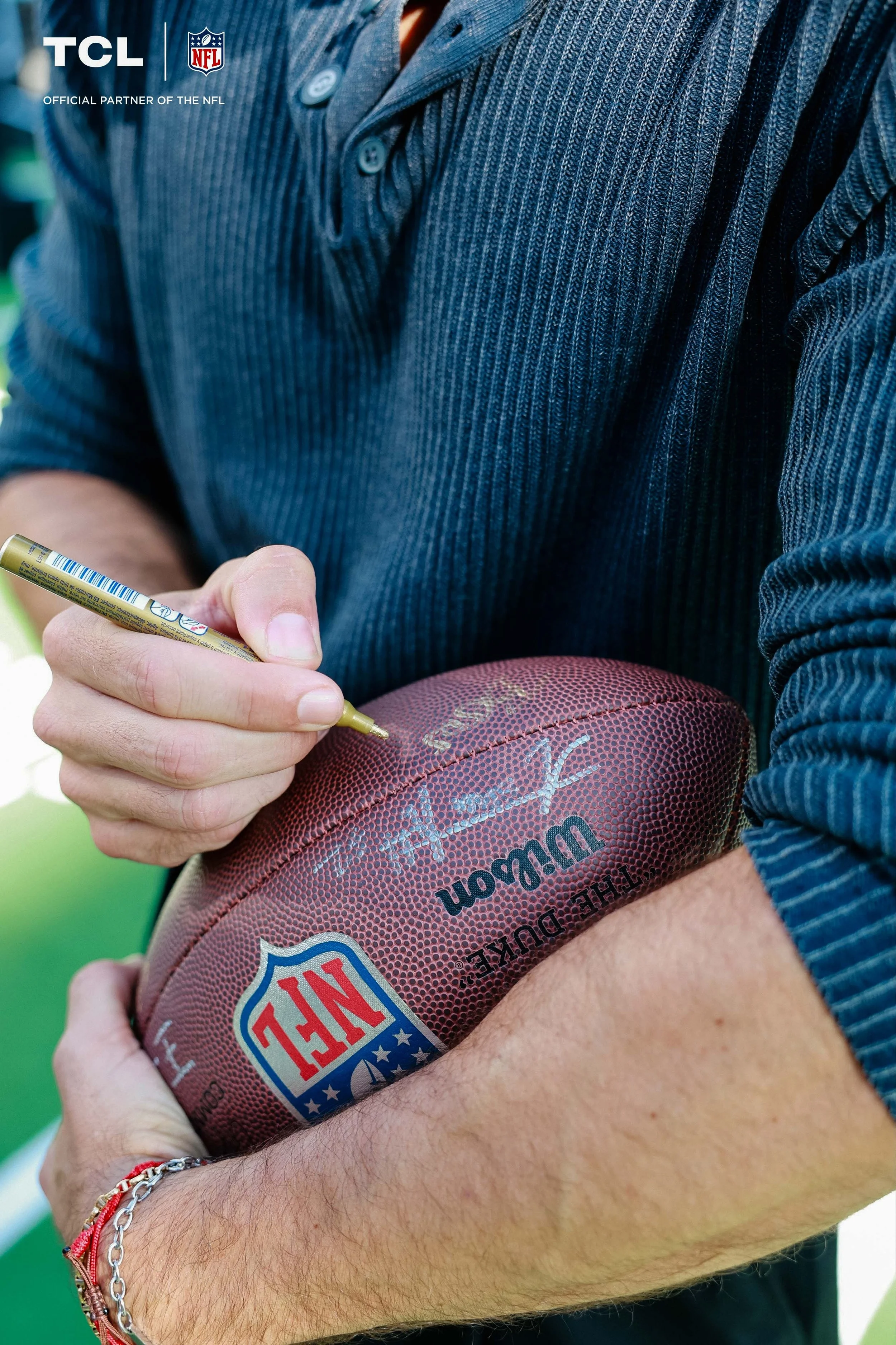 TCL-NFL92.jpg