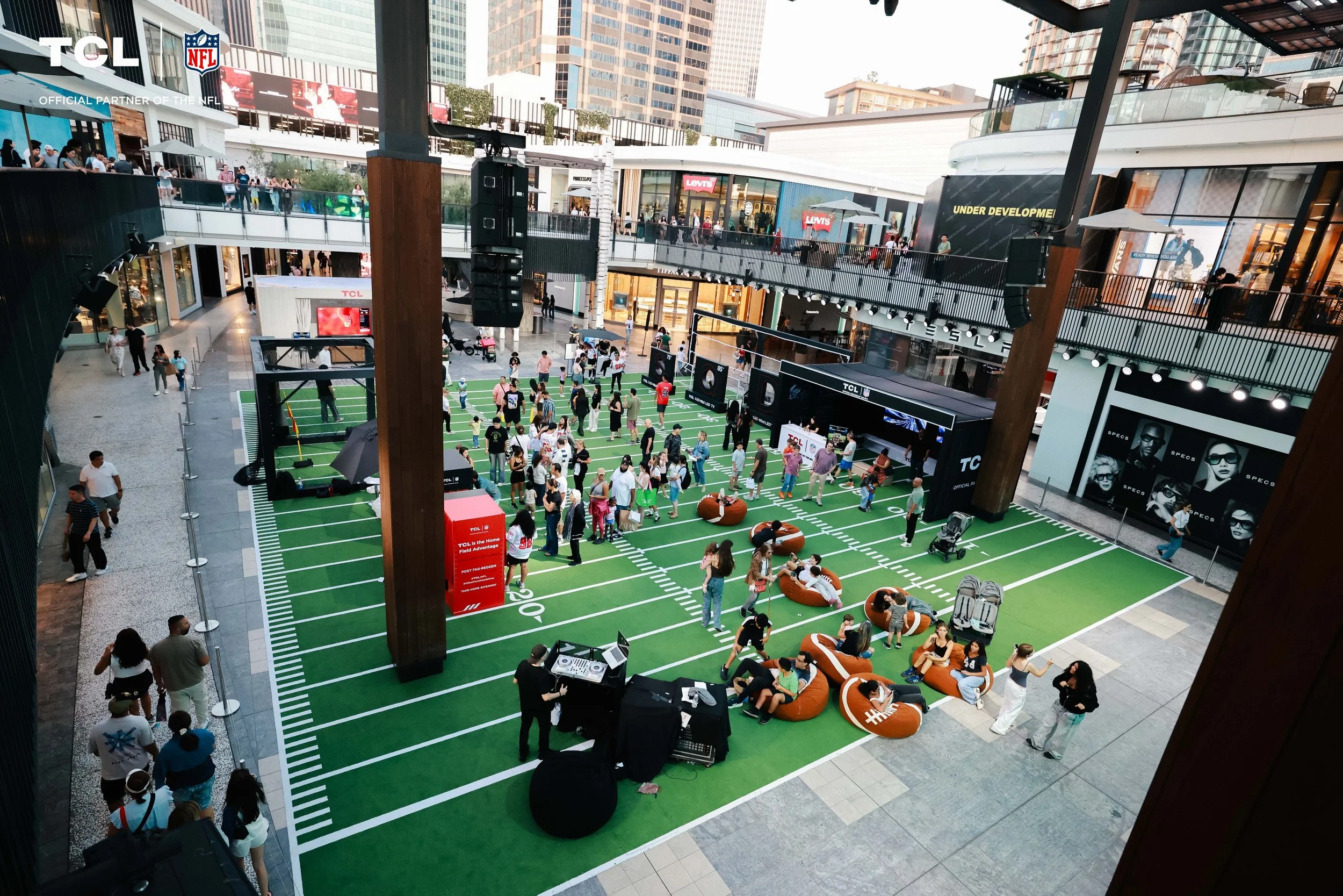 TCL-NFL36.jpg
