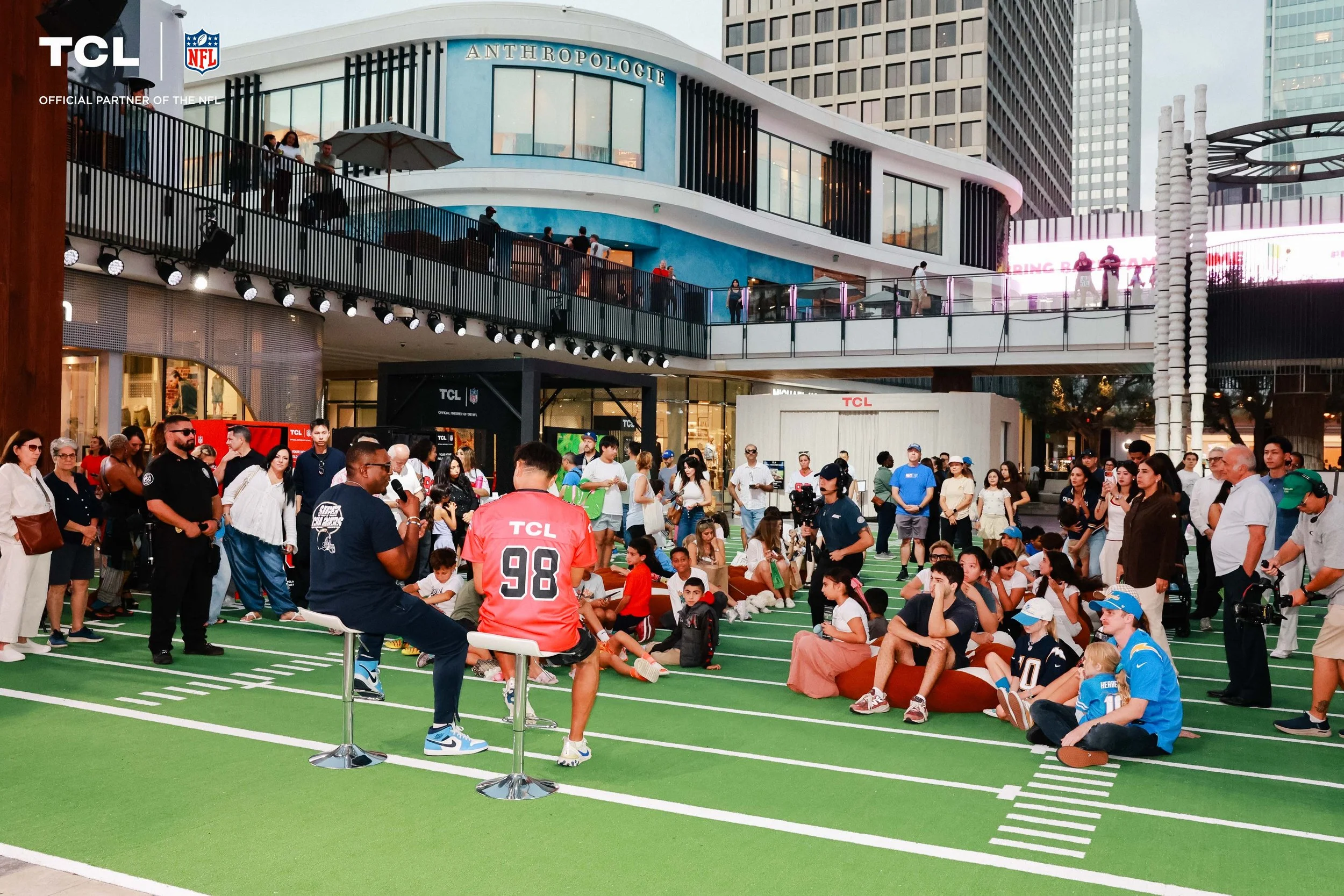 TCL-NFL98.jpg