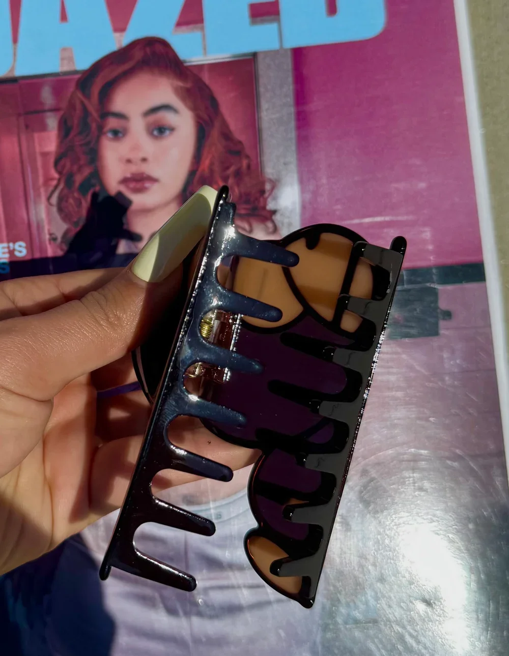 asap-chill with me Milo hairclip 1.webp