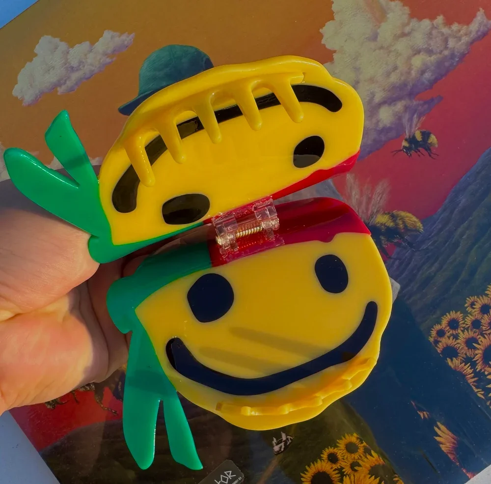 asap-cpfm buddy hair clip 2.webp