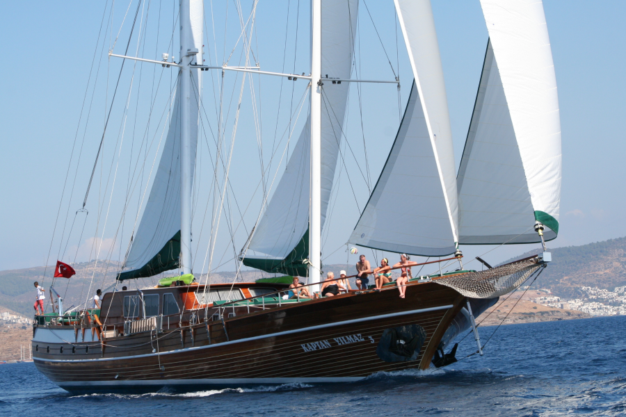 KAPTAN YILMAZ 3 – 6 Cabins