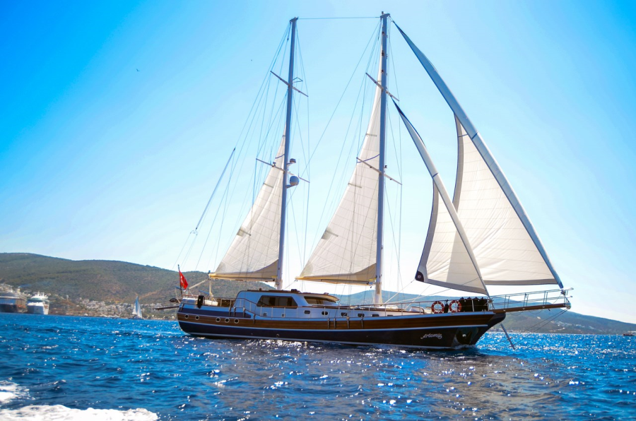ARTEMIS – 4 Cabins