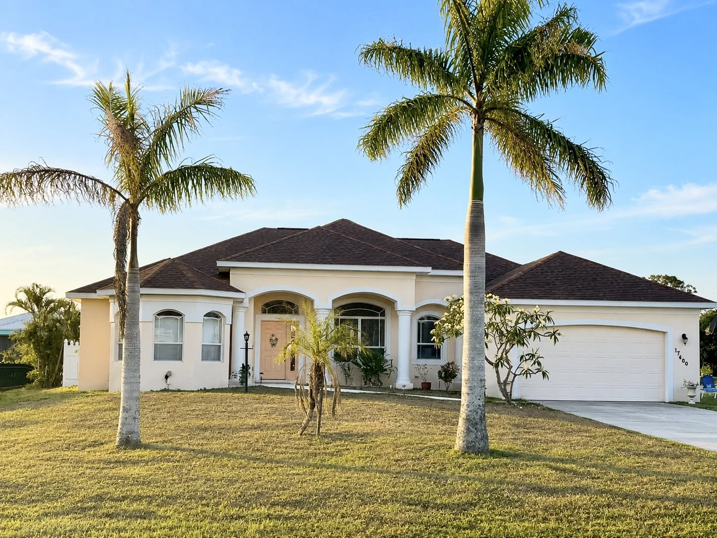 Villa TomTom Port Charlotte saltwater canal vacation villa