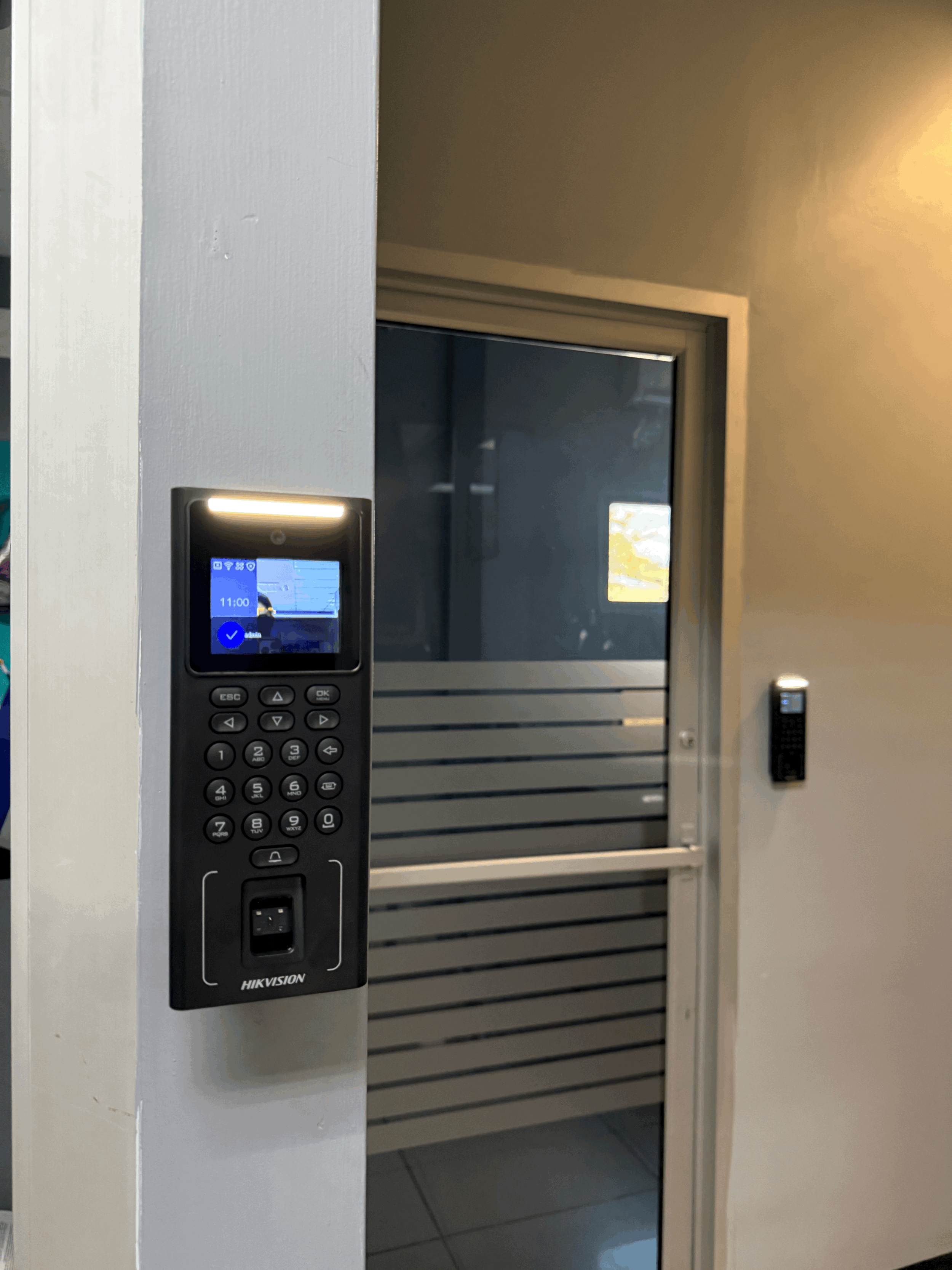 Instalación de  Controles de Acceso & Asistencia