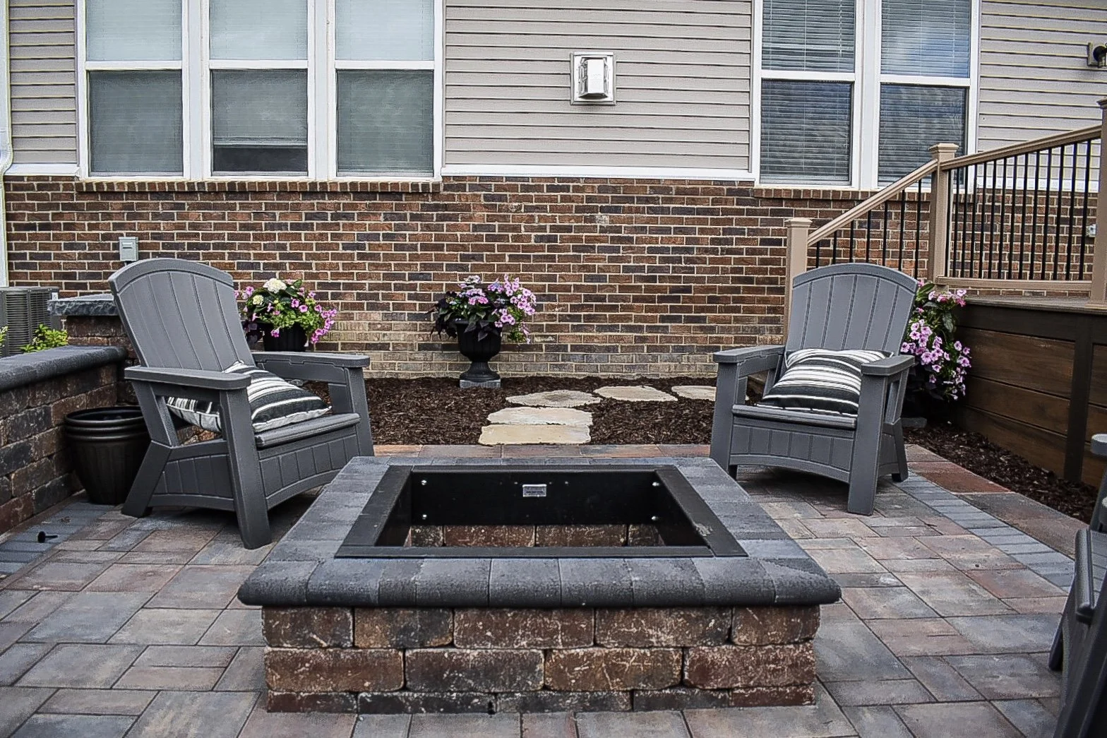 High-Tech Fire Pit Design With Automatic Ignition for Your Trenton and Flat Rock, MI Backyard