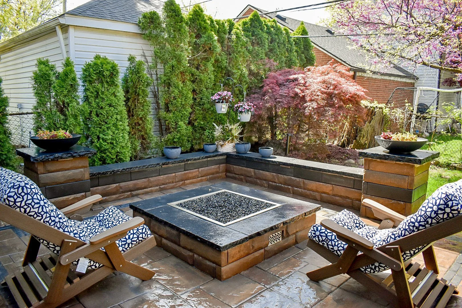 Cozy Up Your Evenings With a Stylish Fire Pit in Woodhaven and Flat Rock, MI