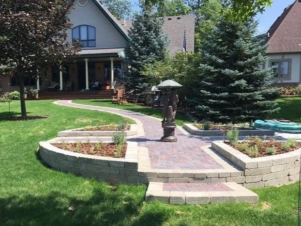 7 Ideas to Choose Brick Paving in Your Landscape Design in Woodhaven and Flat Rock, MI 