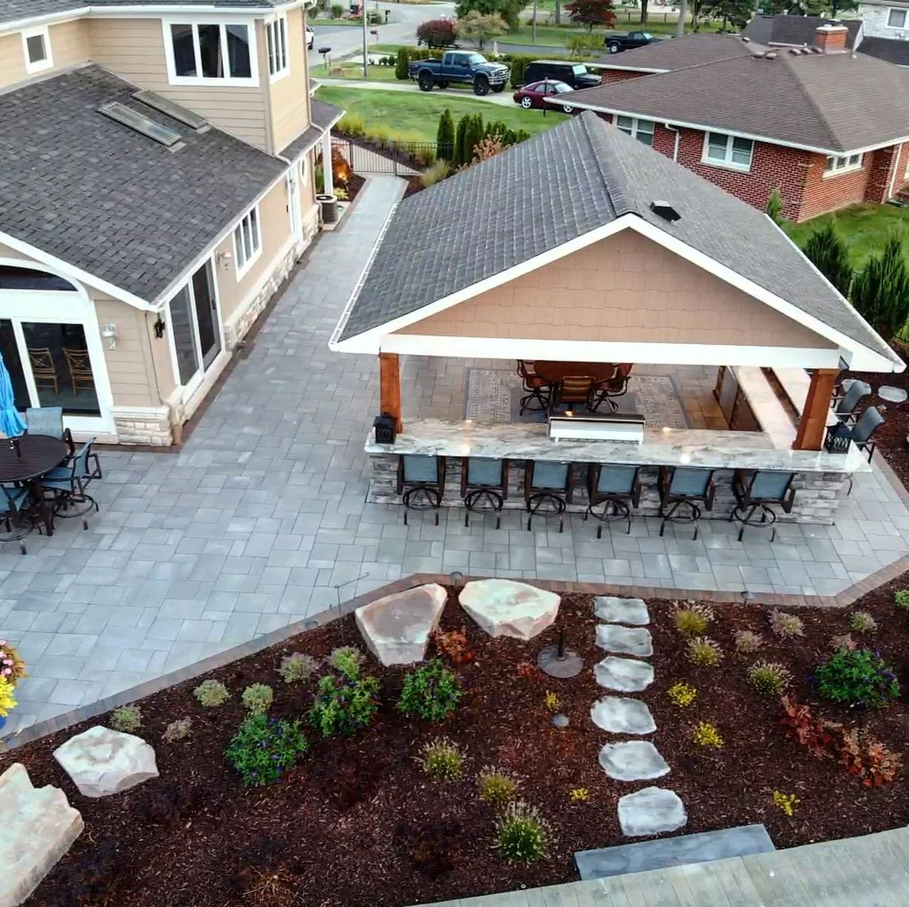 Landscape Design Ideas to Make Your Large Outdoor Space More Functional in Trenton, MI