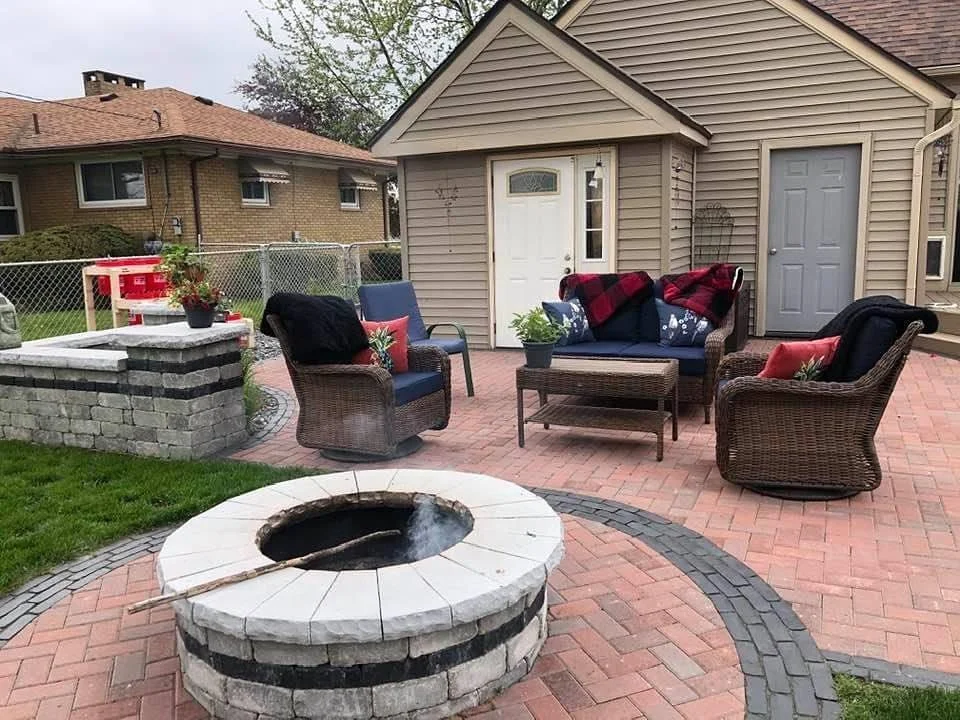 How Brick Paving Can Support a Natural Look to Your Outdoor Living Space in Trenton and New Boston, MI
