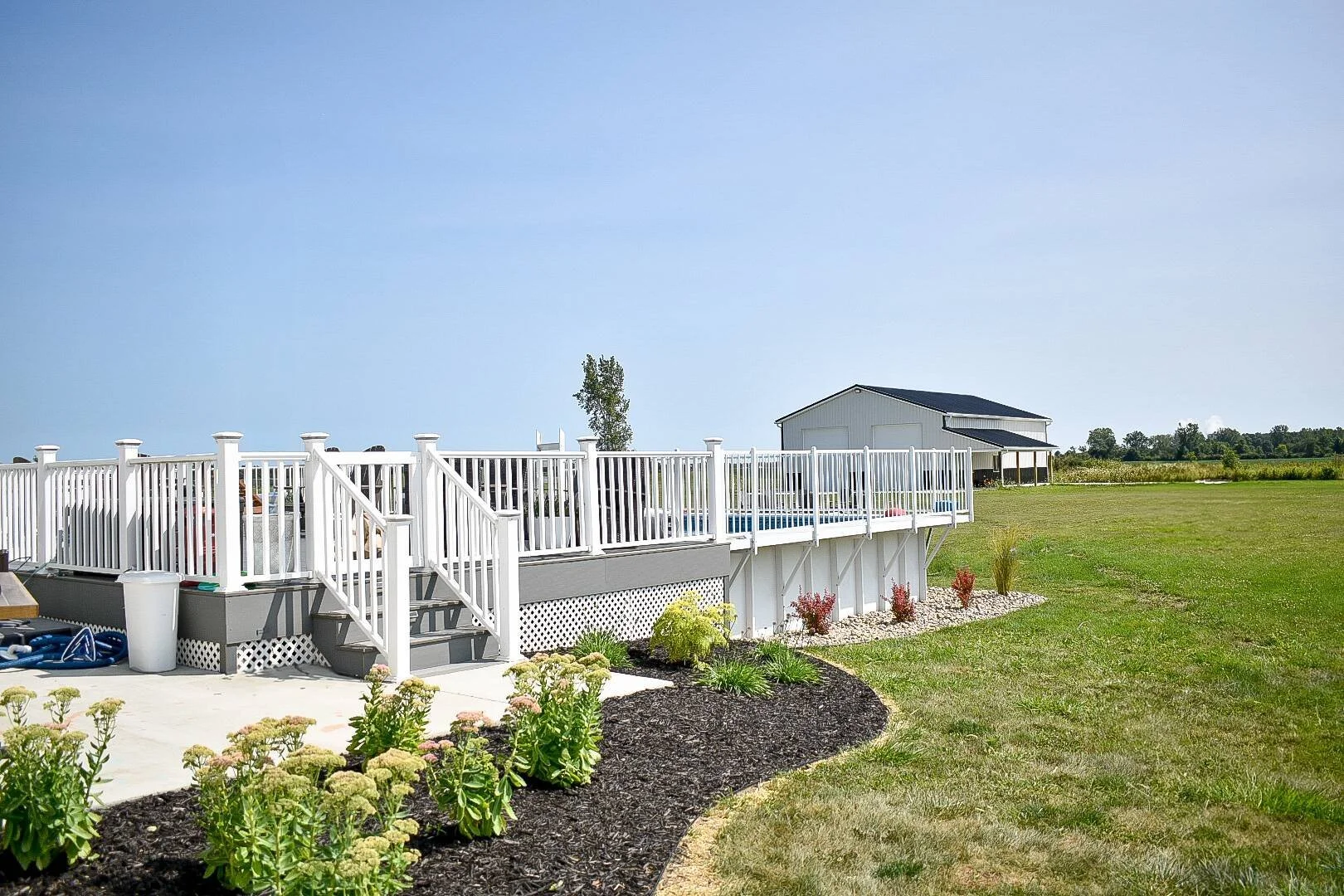 landscape design gibraltar mi