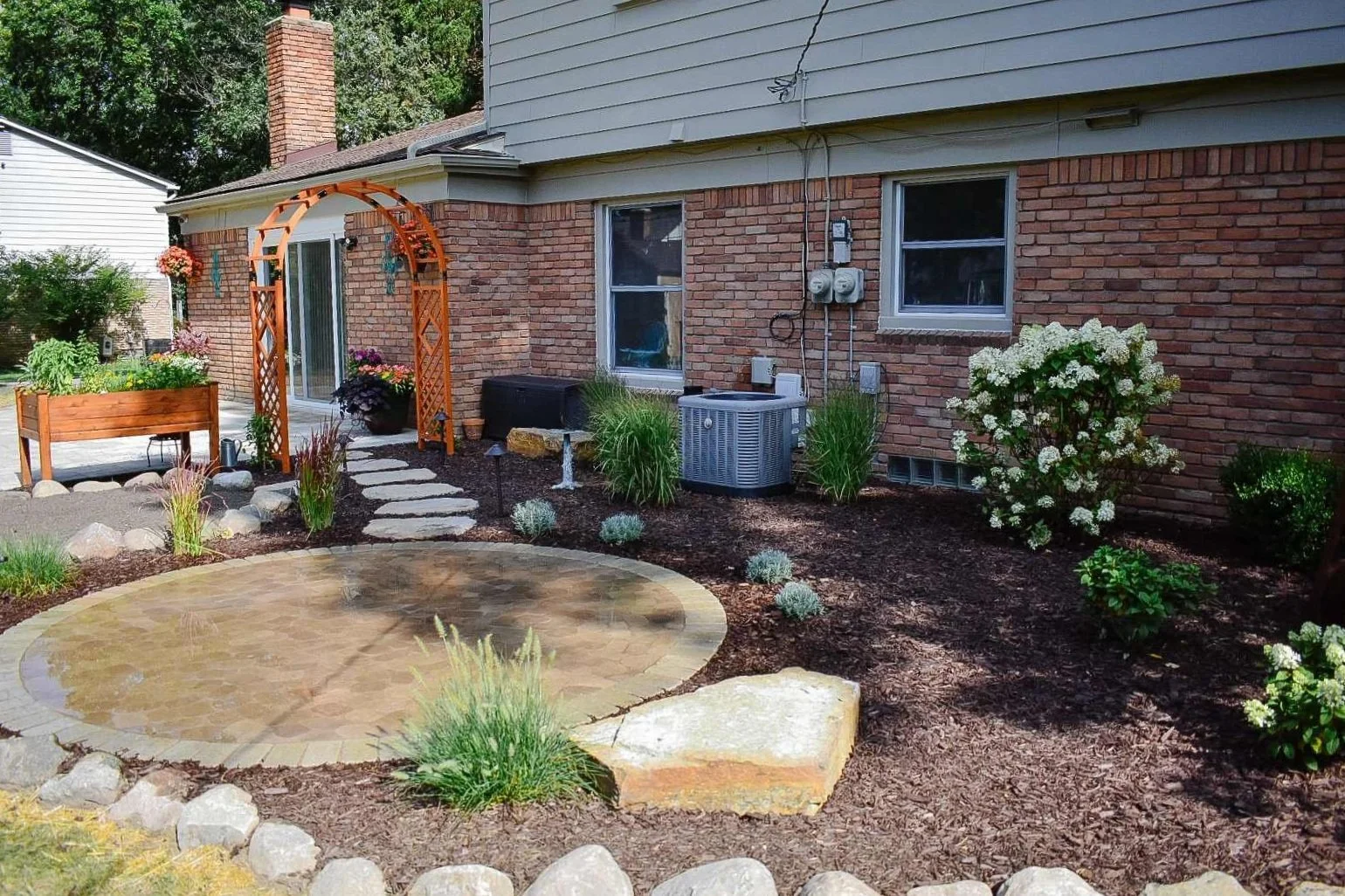 landscape+services+grosse+ile+mi.jpg