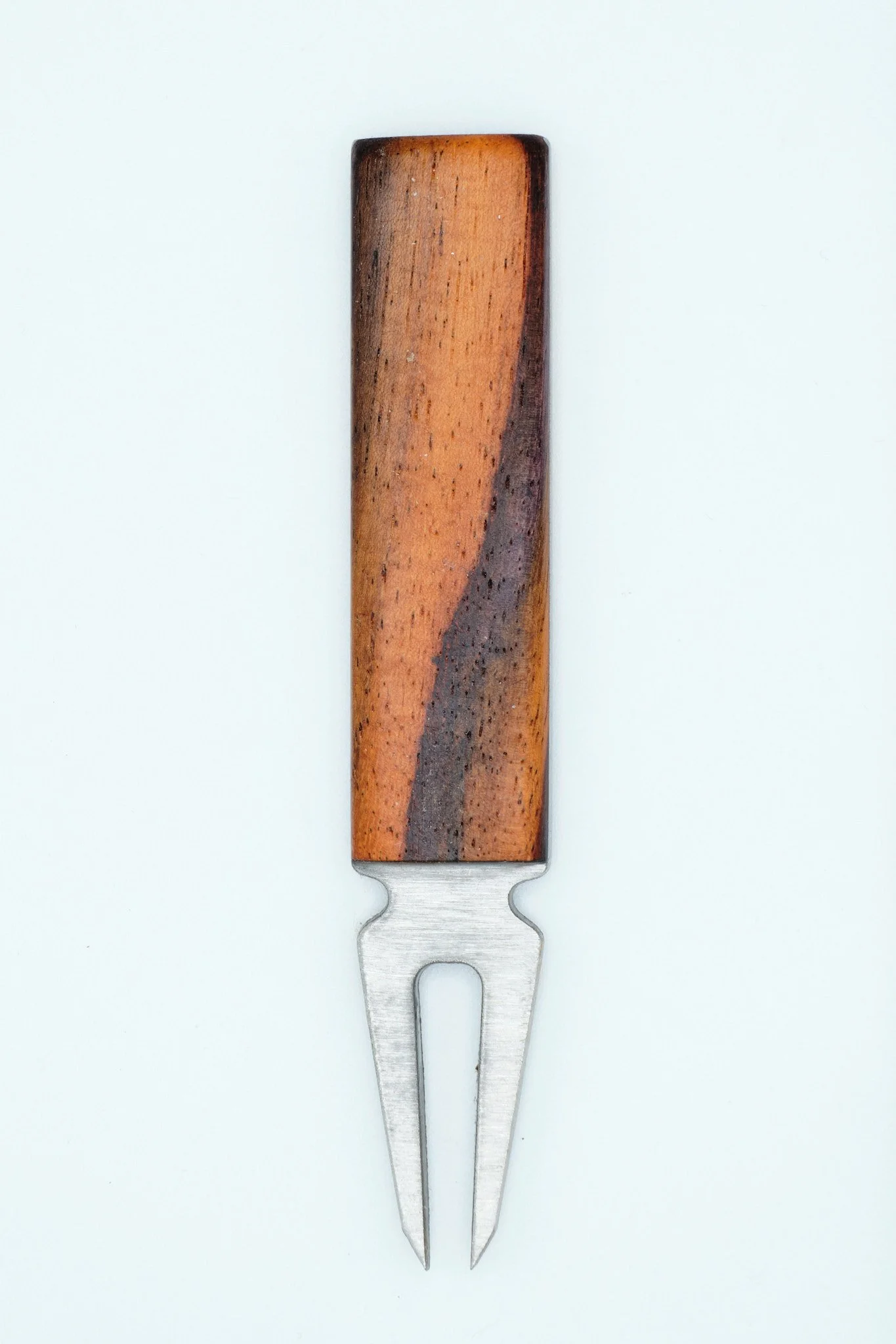 GSTL1701.jpg