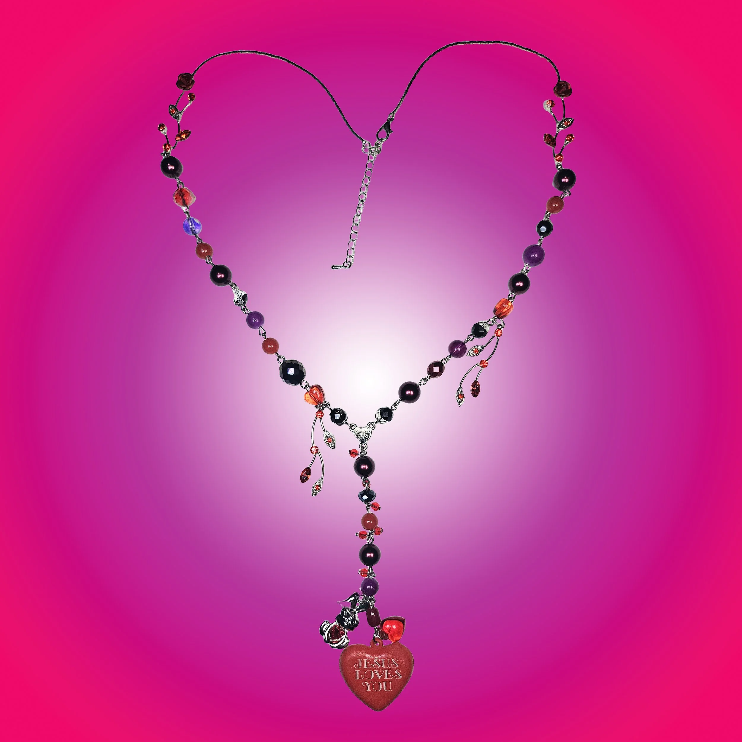 jesus loves u necklace.jpg