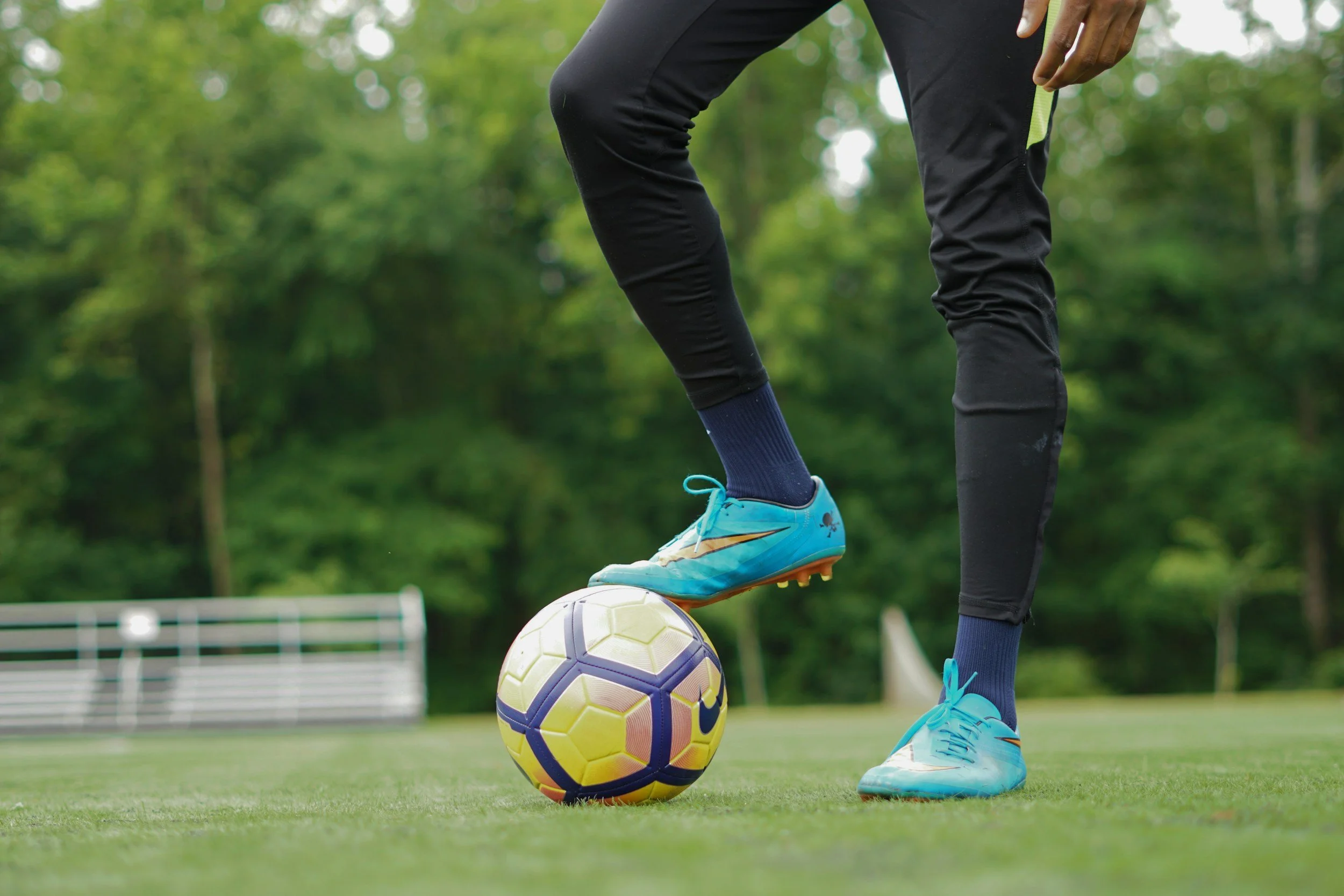 Knee and ankle injuries are debilitating and impact your ability to move. Our therapists are trained and experienced in managing all lower limb injuries and providing high quality return to sport programs.