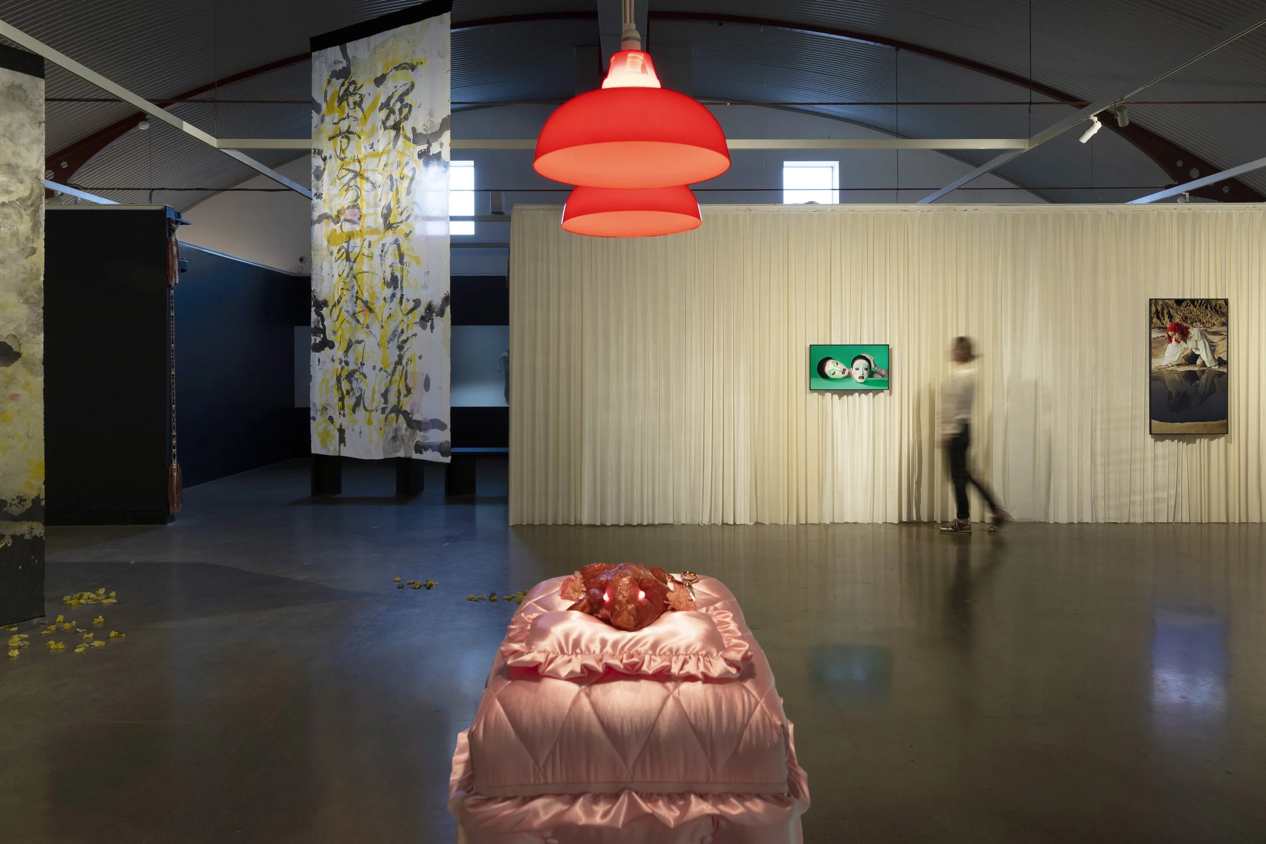 "Chastity Pig 宮紗珠", 2024 (installation view). Photo: Jessica Maurer.