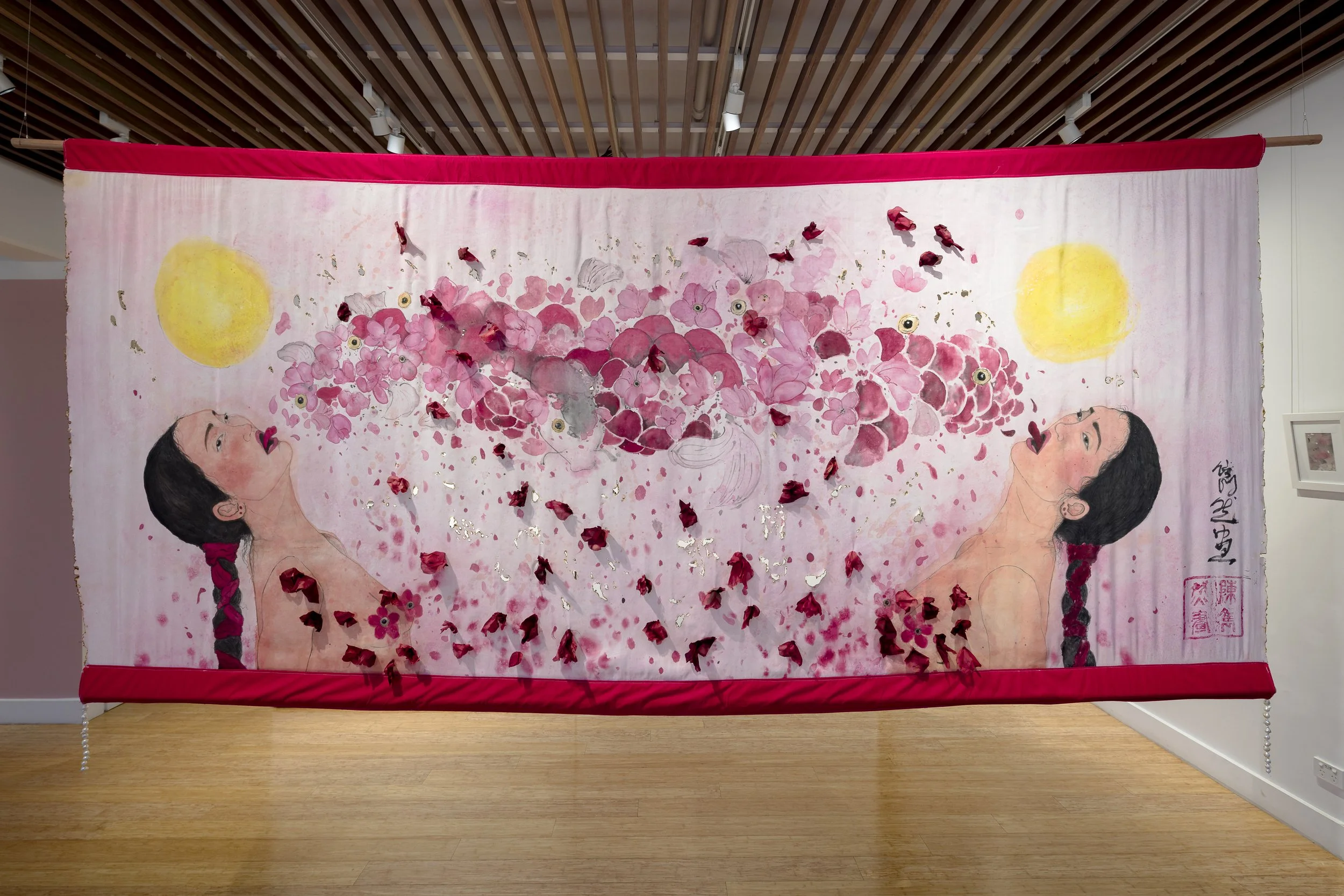 "Opening The Mouth", 2025, silk dye, habotai silk, burn marks, freshwater pearls, decolourant, salt resist, gutta, cotton, 280 x 134 cm. Photo: Document Photography.
