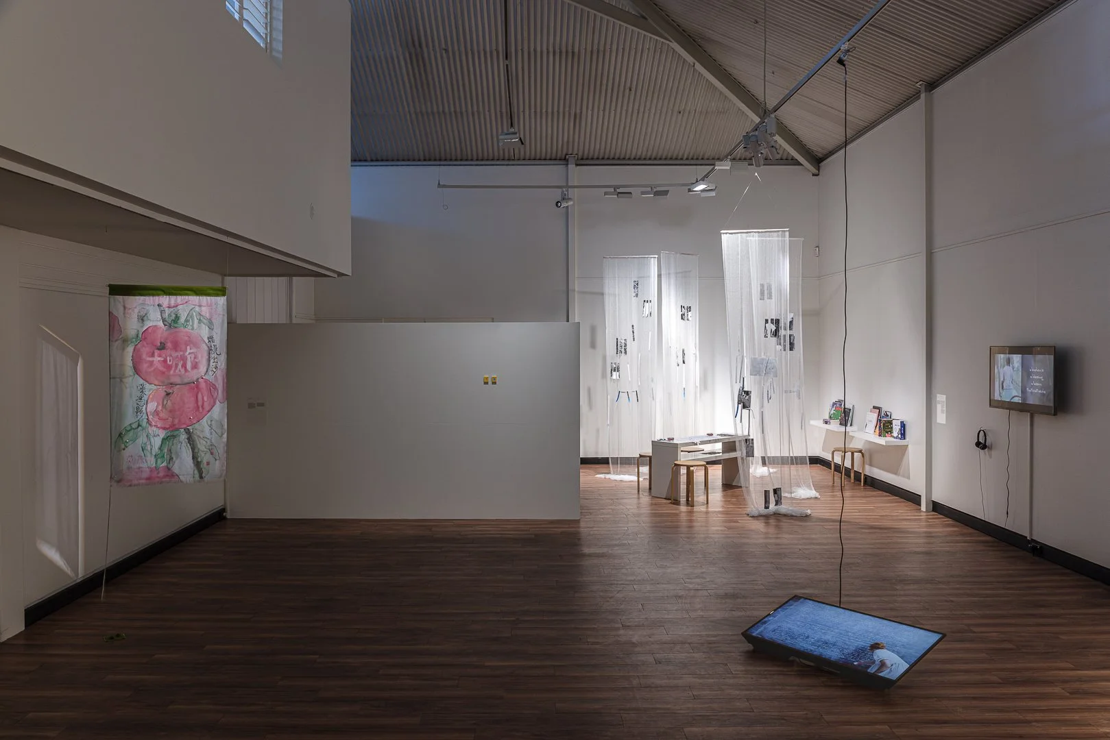 "生沙 Saeng Saa", 2024, habotai silk, heat-fixed silk dye, freshwater pearls, 14 carat gold thread, deadstock corduroy, linocut print, saturn peach stones, "Language Exchange" exhibition view, Fairfield City Museum & Gallery, 2024. Photo: Document Phot